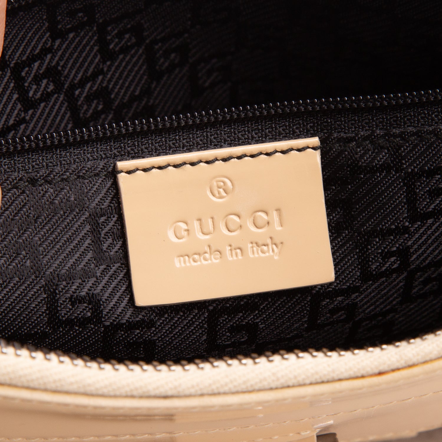 Gucci Vintage Beige Patent Leather Shoulder Bag