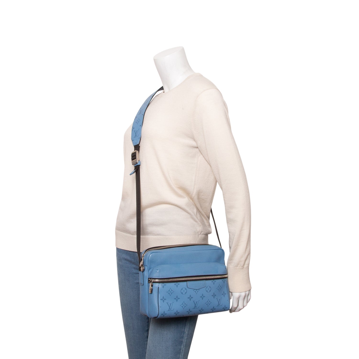 Louis Vuitton Blue Taigarama Outdoor Messenger Bag