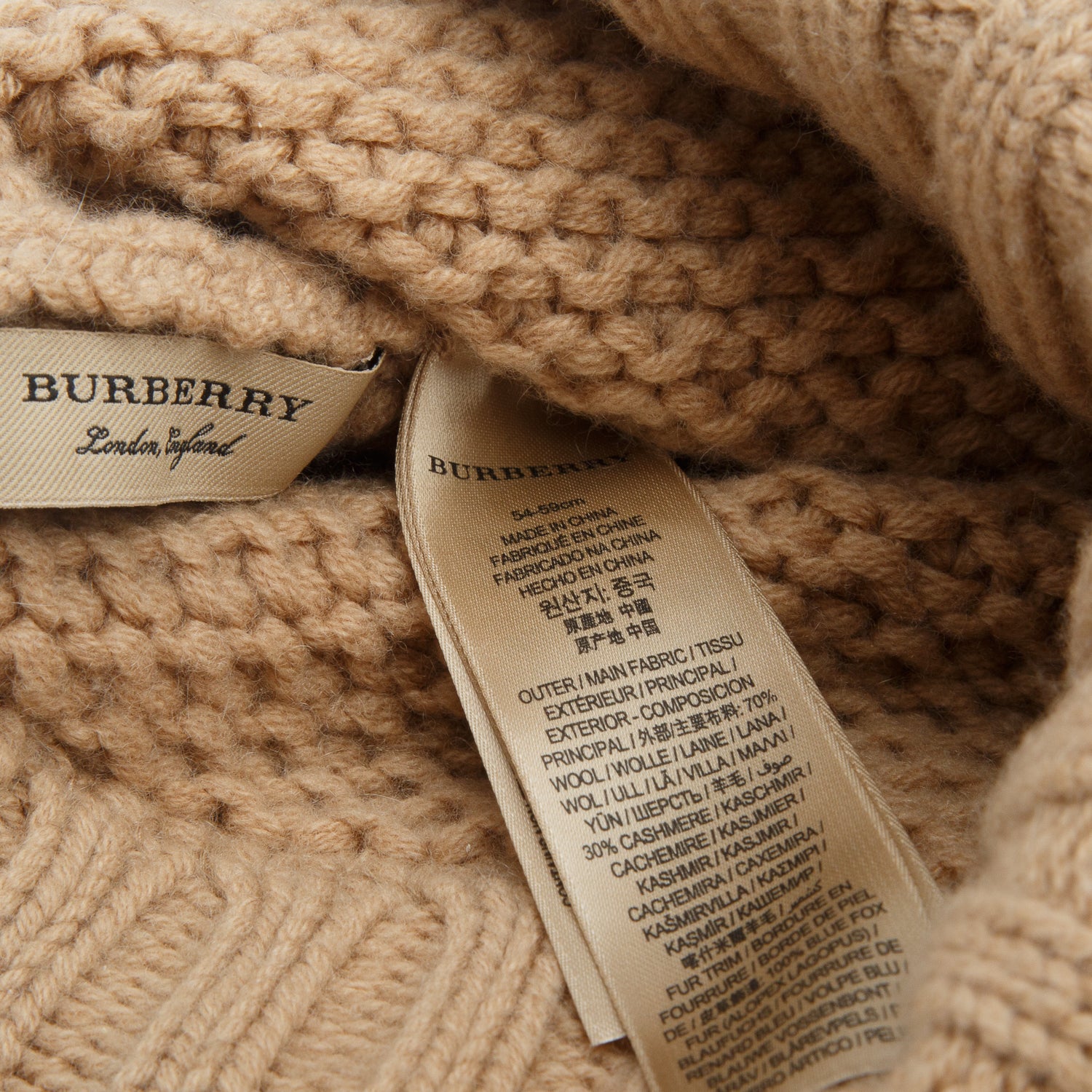 Burberry Beige Wool/Cashmere Blue Fox Fur Pompom Beanie