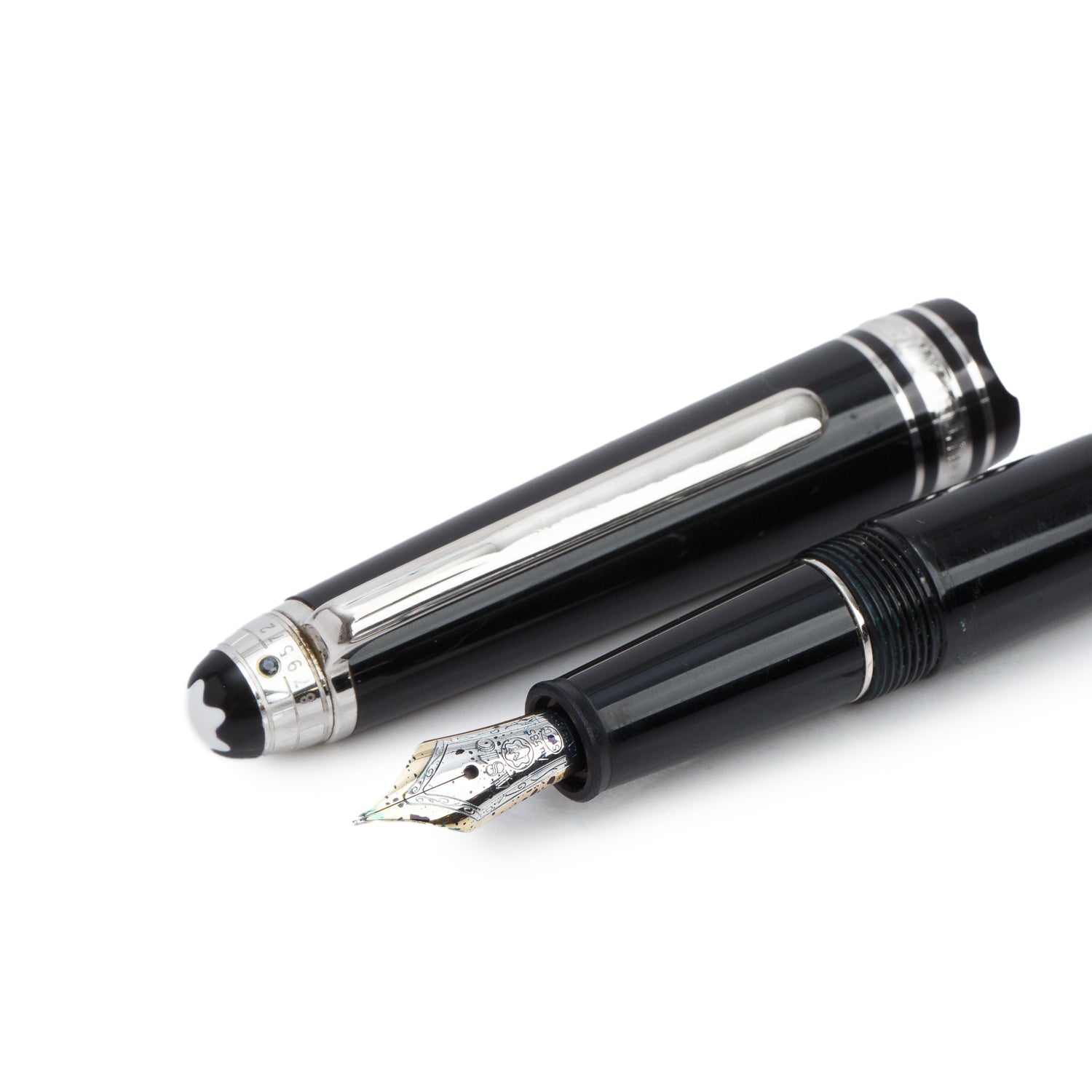 Montblanc Platinum Coated Black Resin Meisterstuck 149 Fountain Pen