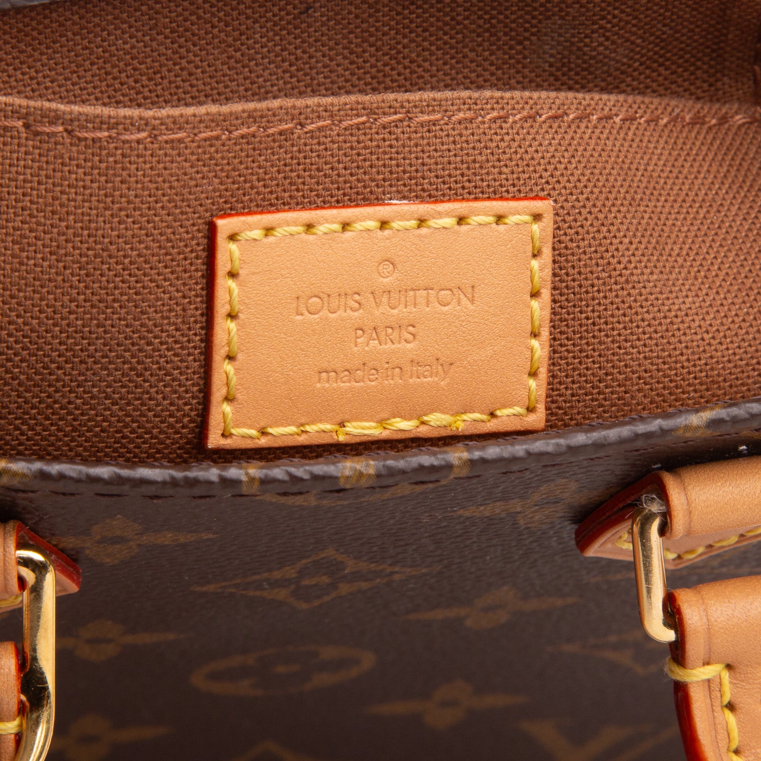 Louis Vuitton 2020 Monogram Petit Sac Plat w/ Box & Strap