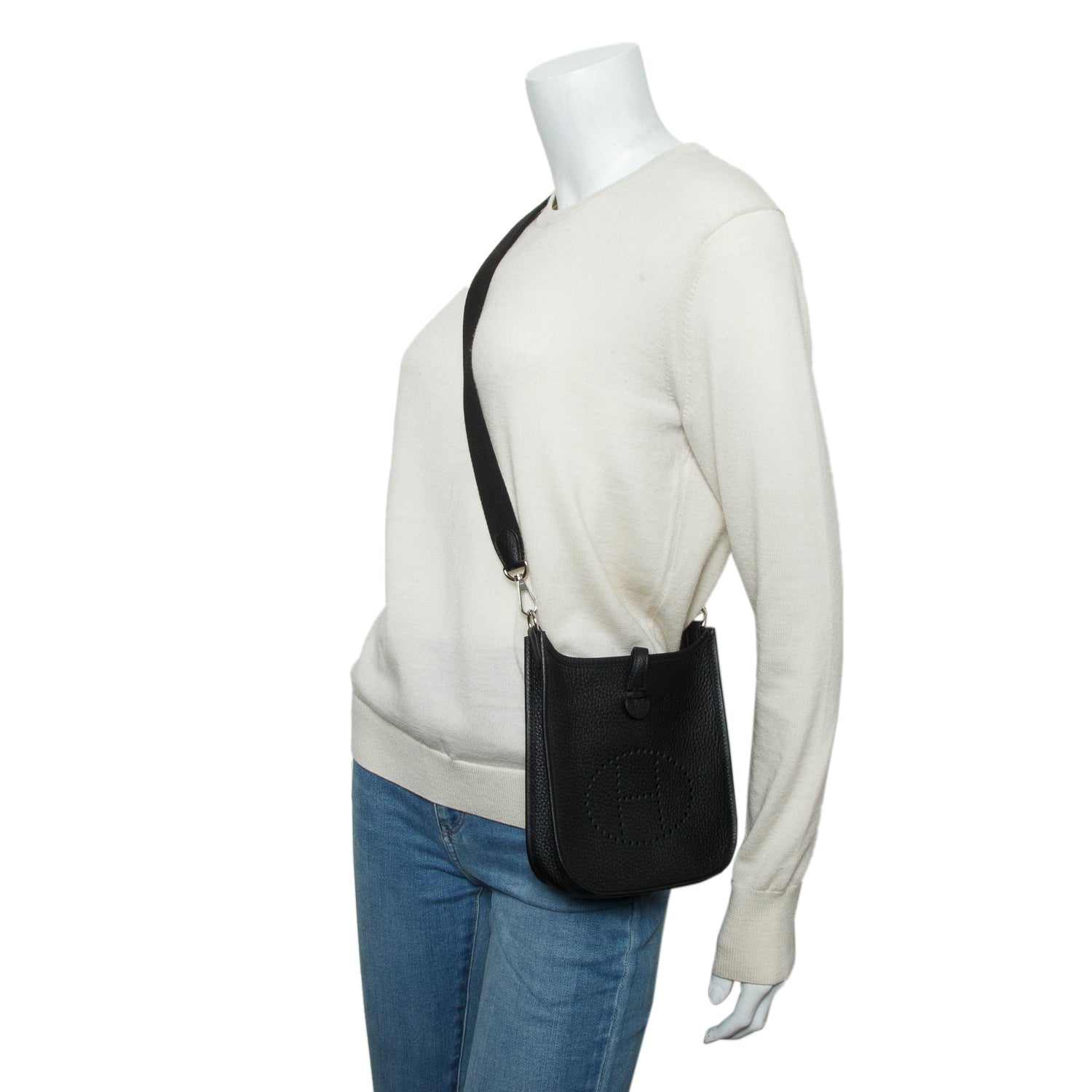 Hermes 2026 Noir Taurillon Clemence Amazone Evelyne TPM 16