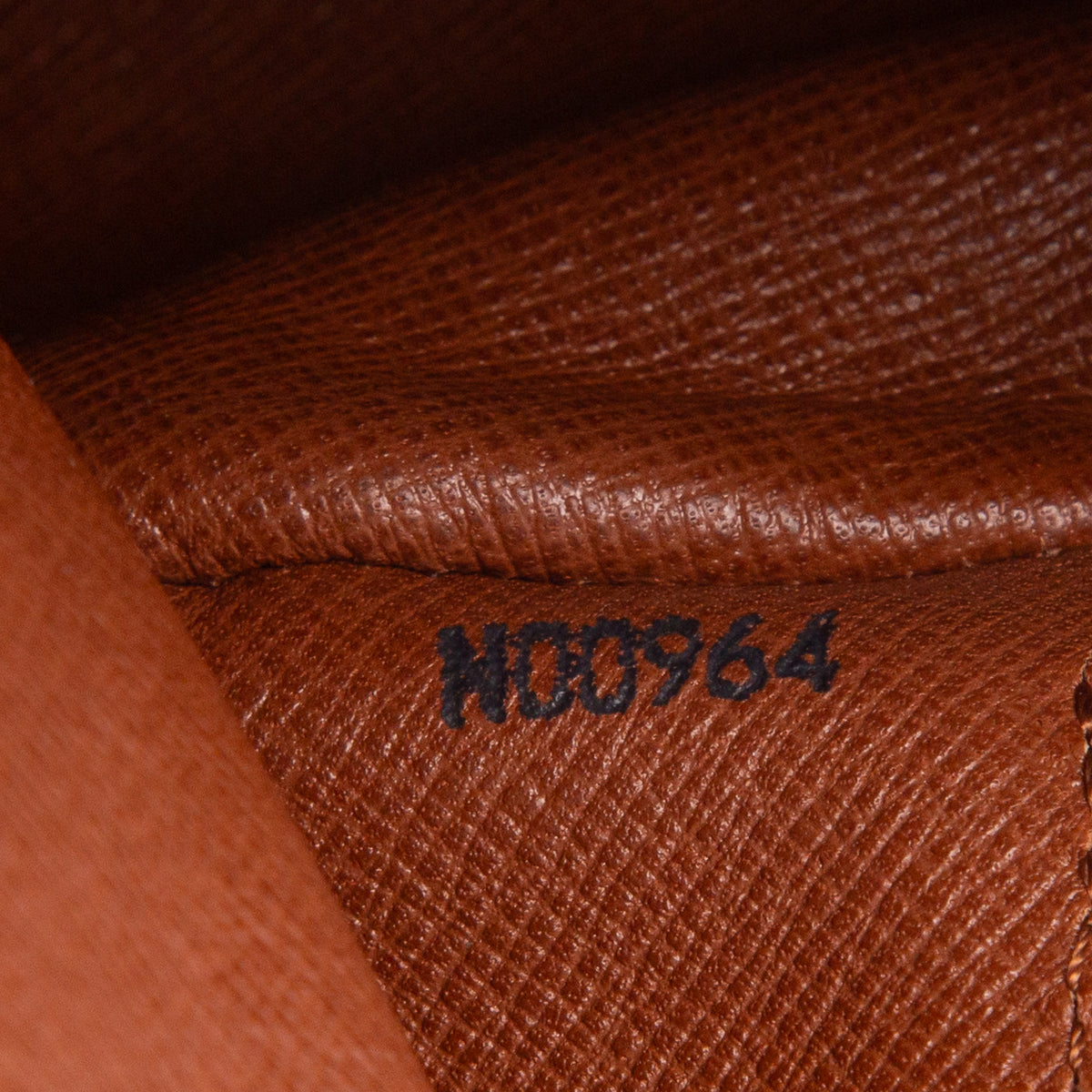 Louis Vuitton Vintage Monogram Papillon 26