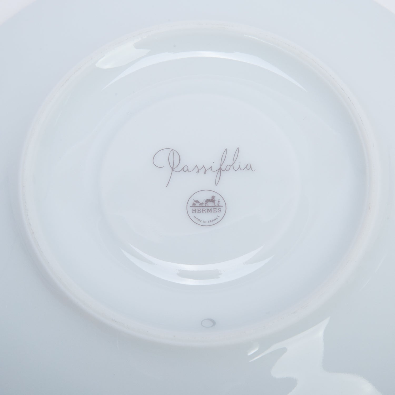 Hermes Passifolia 4-Piece Tea Cups and Saucers Set w/ Box