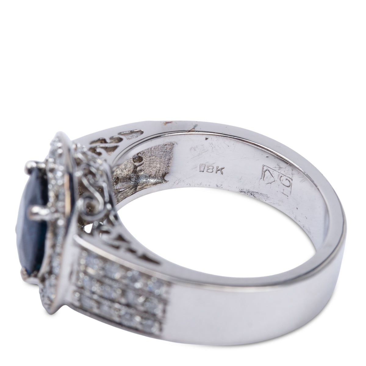 18k White Gold Blue Sapphire & Diamond Cocktail Ring, Size 7
