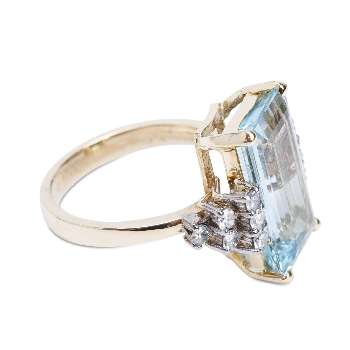 18k Yellow and White Gold Aquamarine & Diamond Cocktail Ring, Size 6