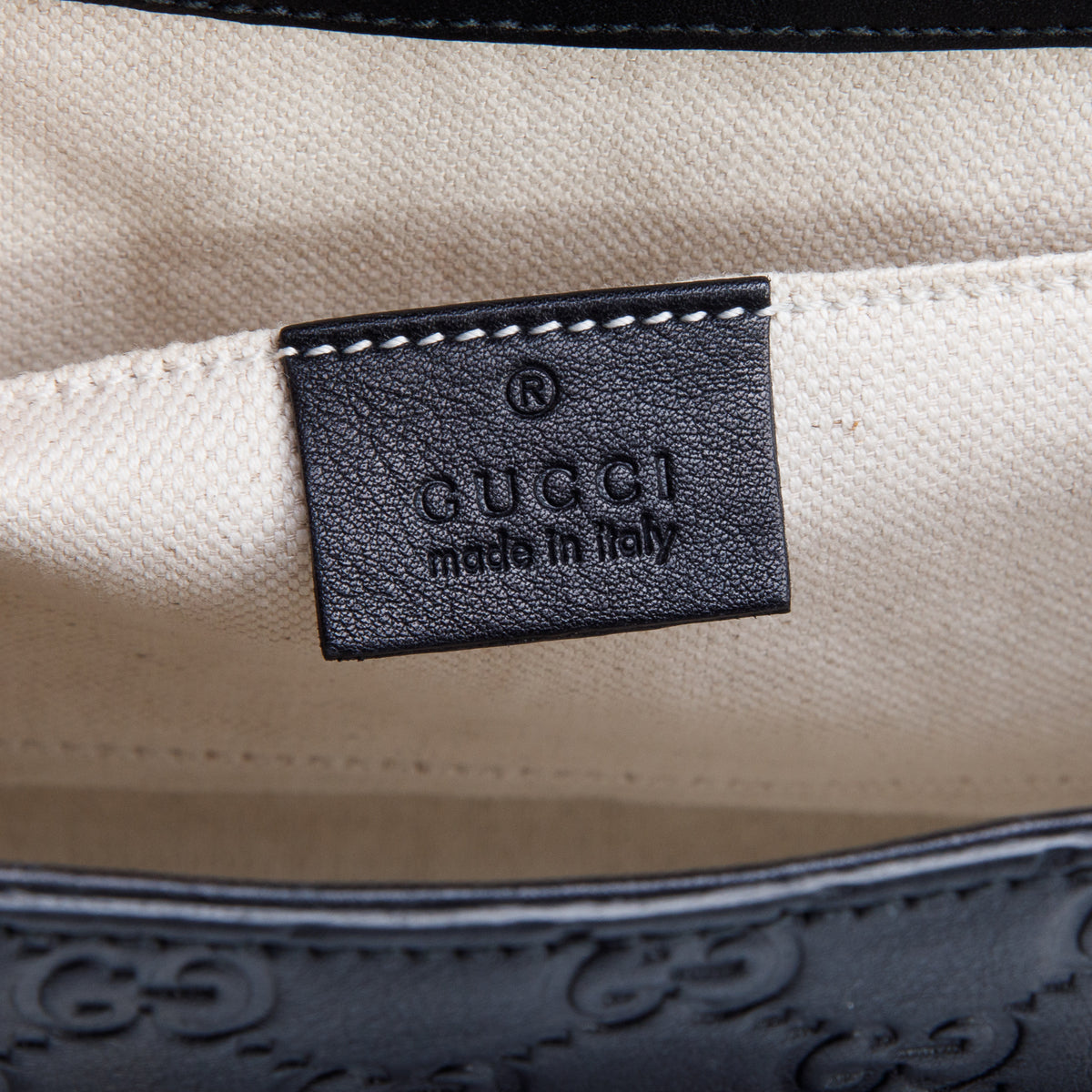 Gucci Black Signature Leather Medium Emily Chain Shoulder Bag