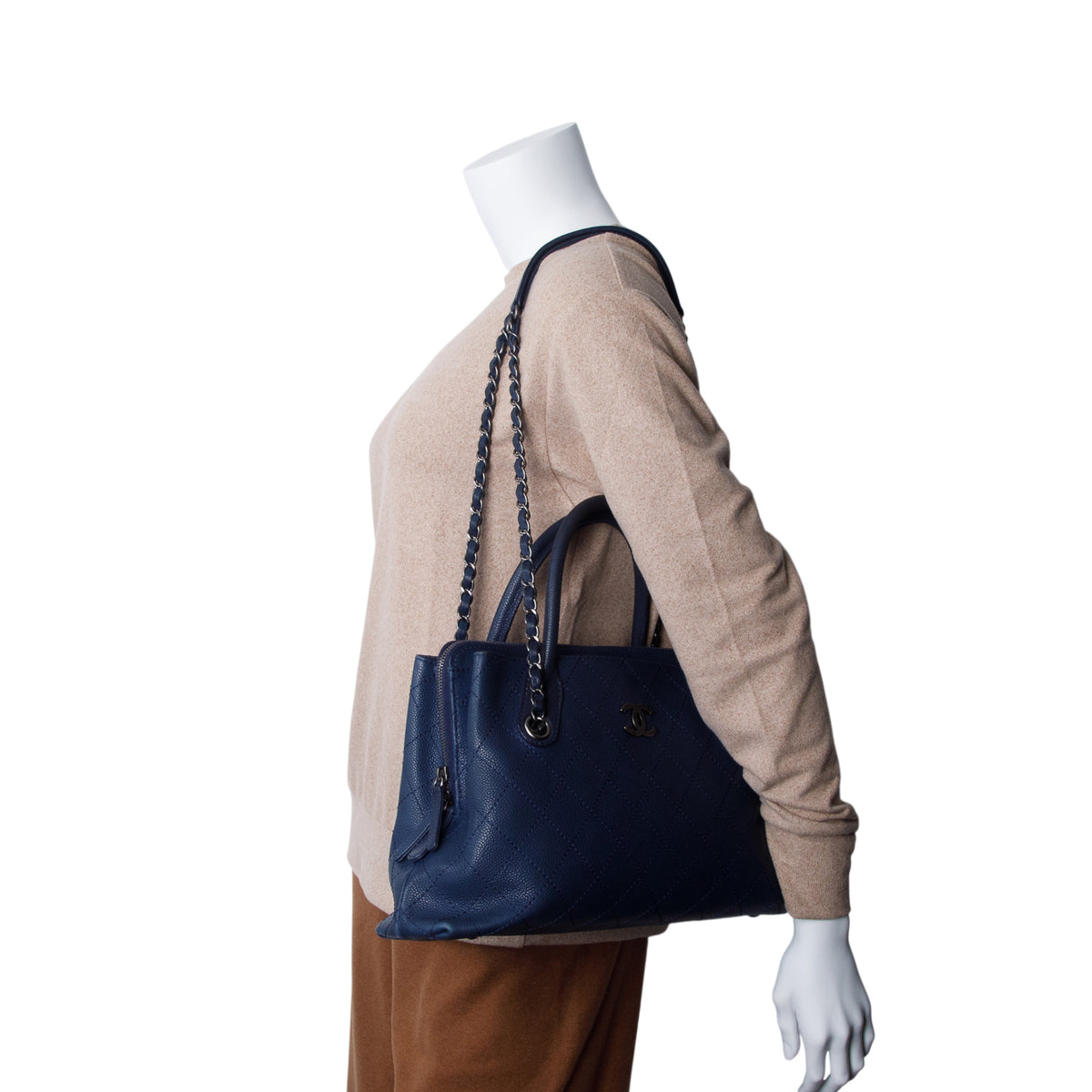 Chanel Blue Grained Vegetal Calfskin Urban Shopping Tote w / Authenticity Card