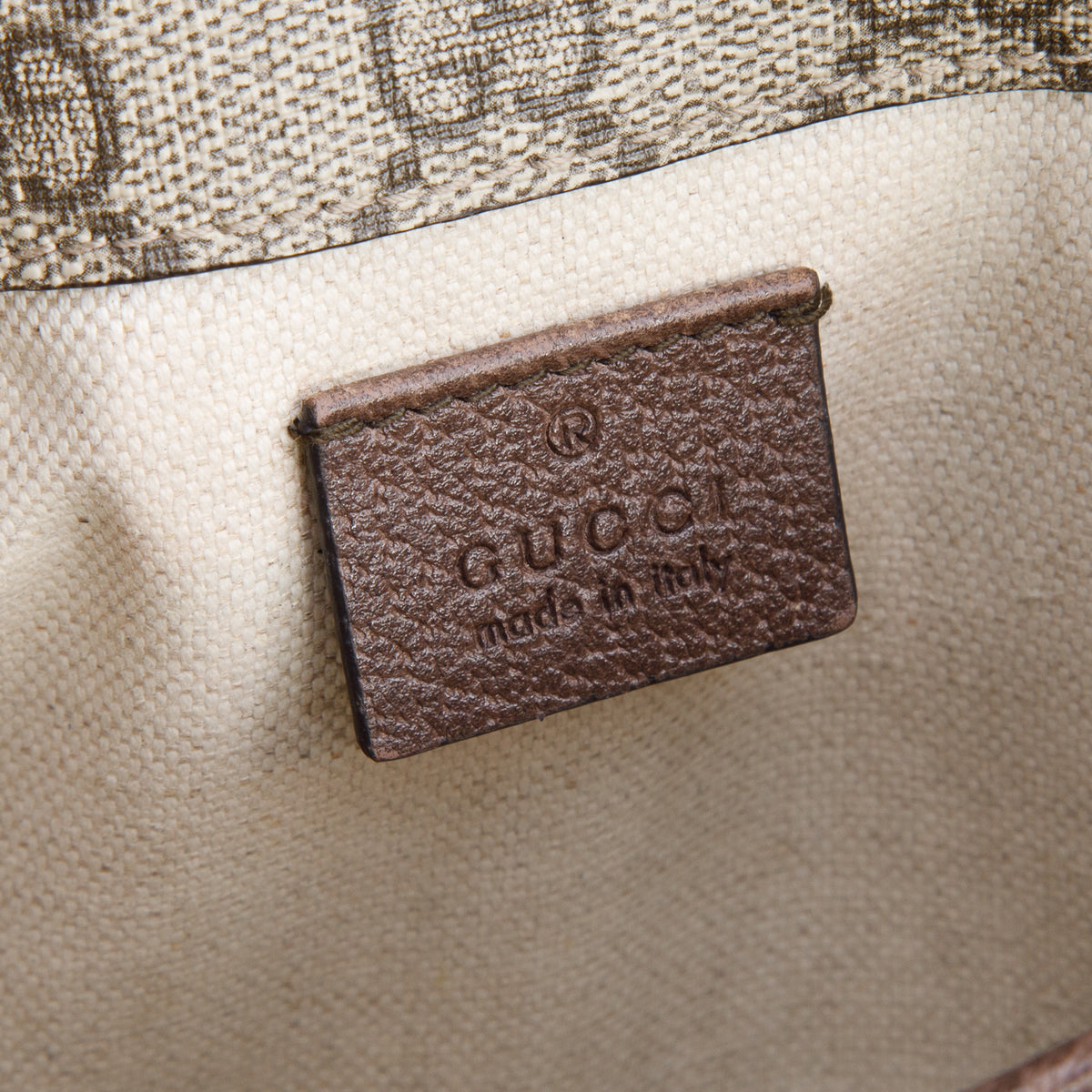 Gucci GG Supreme Monogram Neo Vintage Web Belt Bag