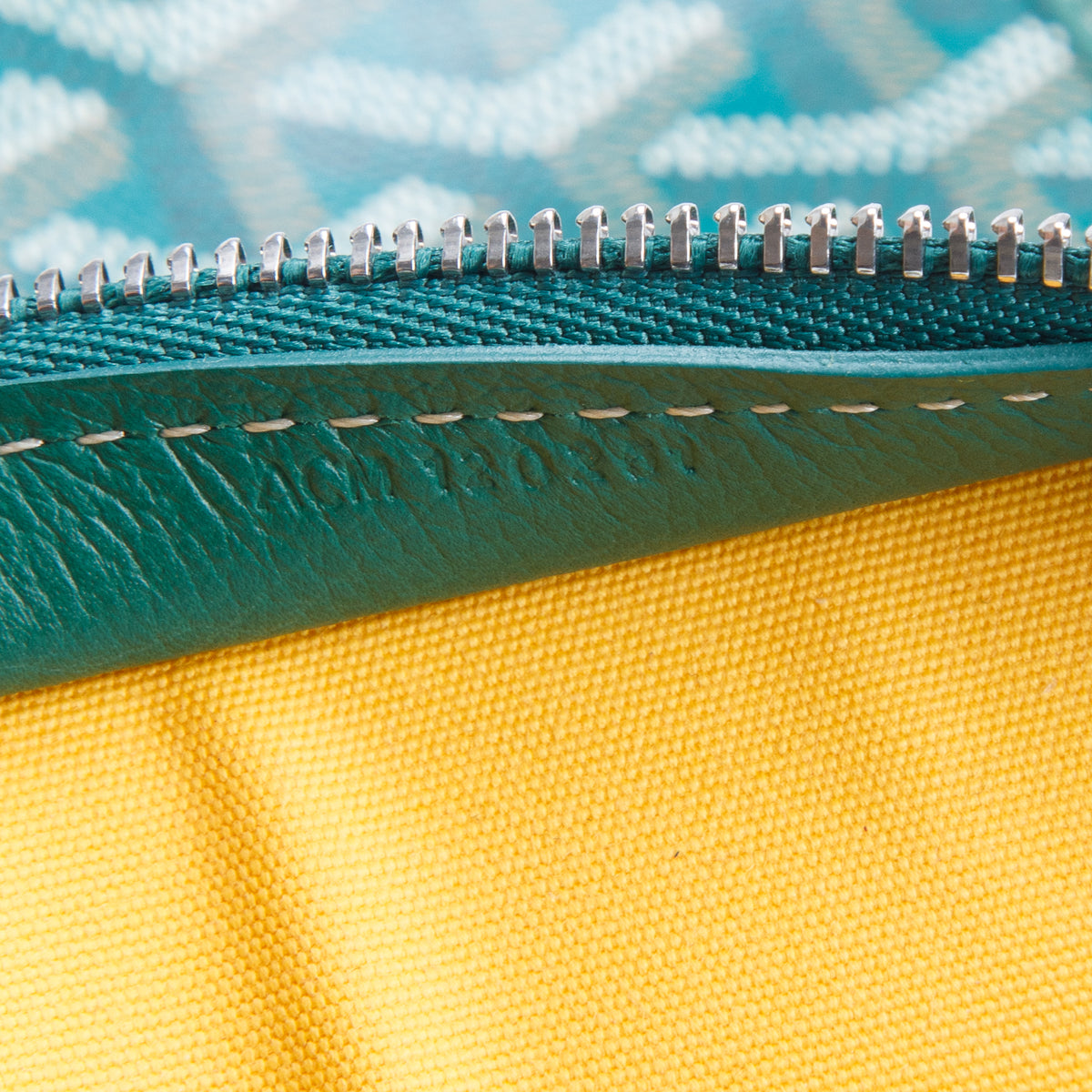 Goyard 2025 Green Goyardine Jouvence MM Toiletry Pouch