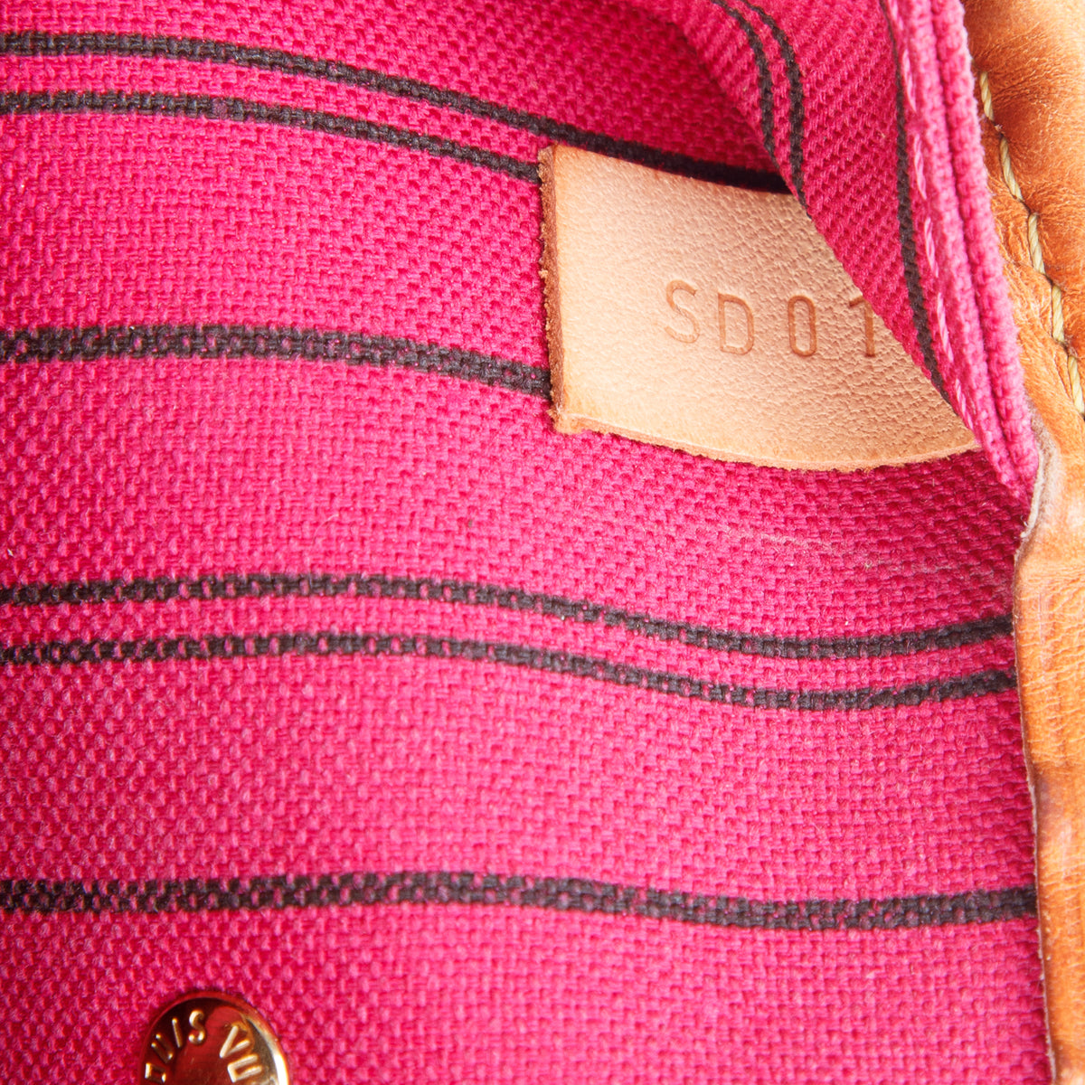 Louis Vuitton Monogram Neverfull MM w/ Pouch
