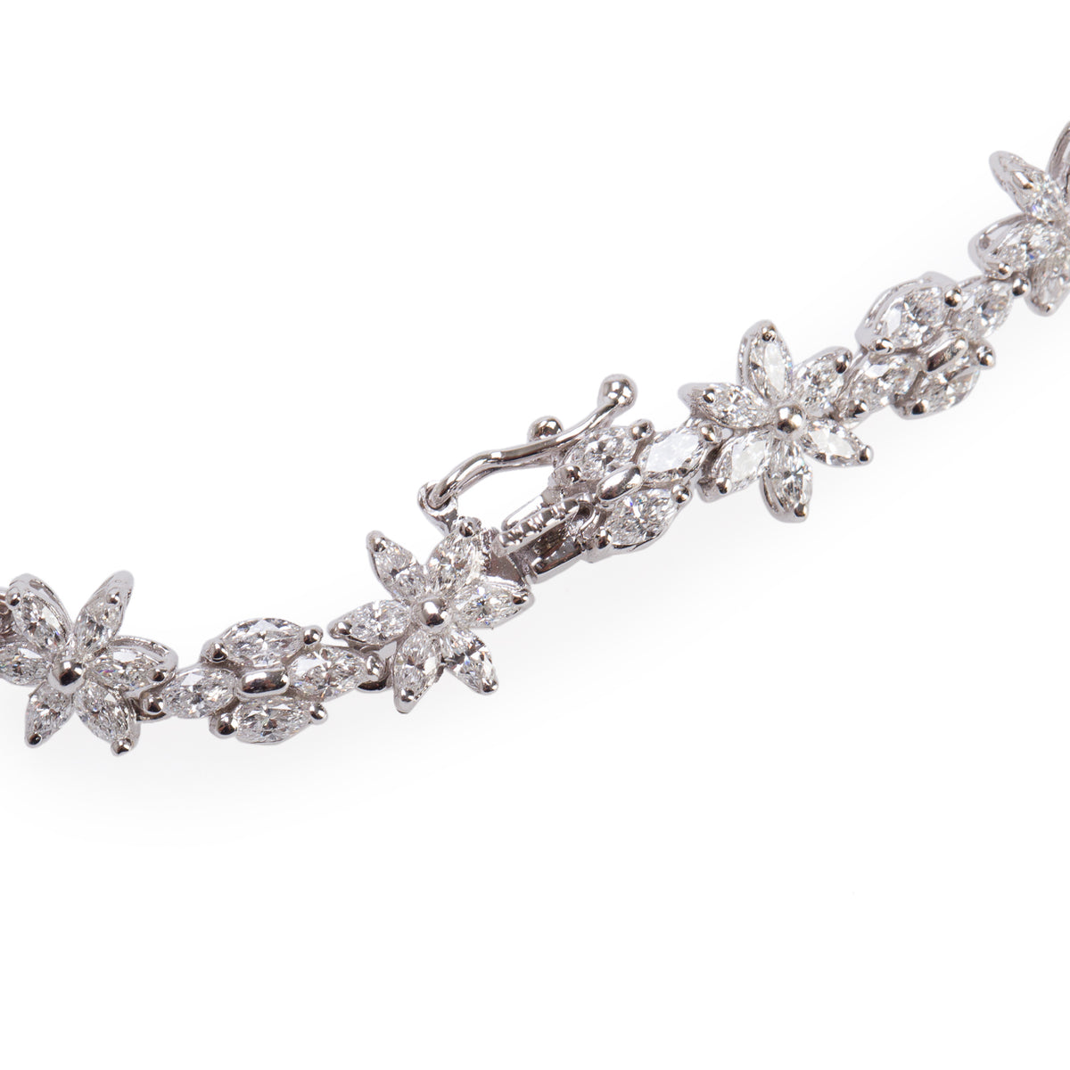 18k White Gold 5.04 tcw. Cluster Diamond Link Bracelet