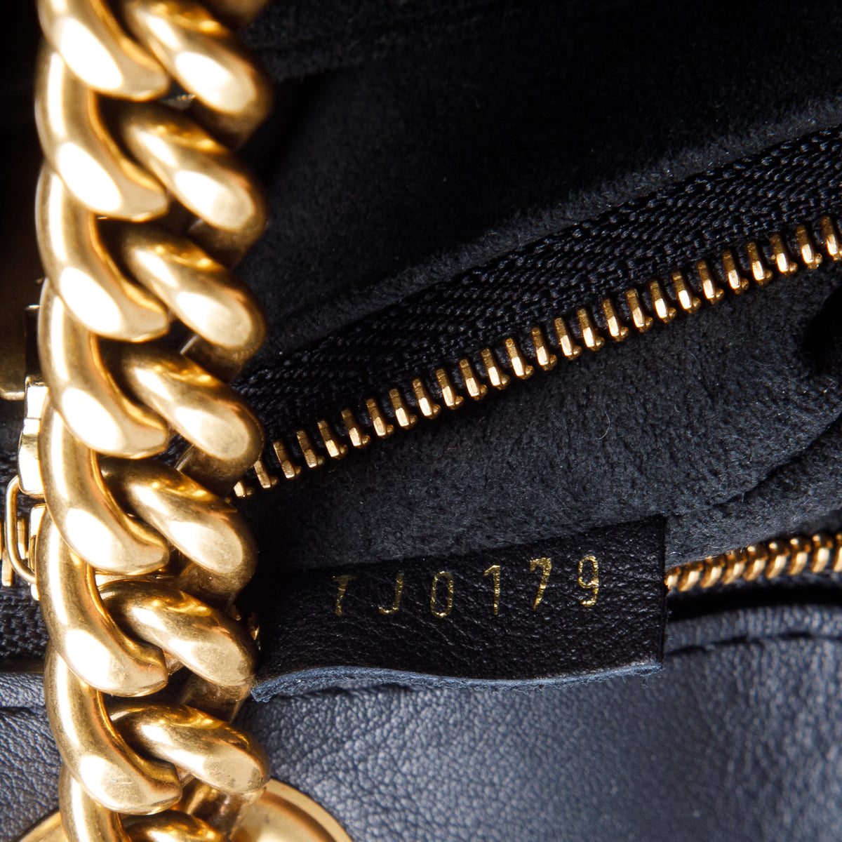 Louis Vuitton Black Calfskin Quilted New Wave Chain Tote w/ Box