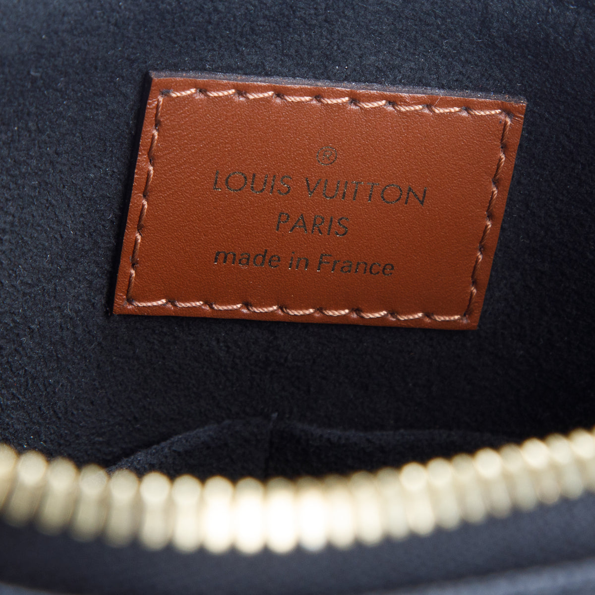 Louis Vuitton 2020 Monogram V Tote w/ Strap