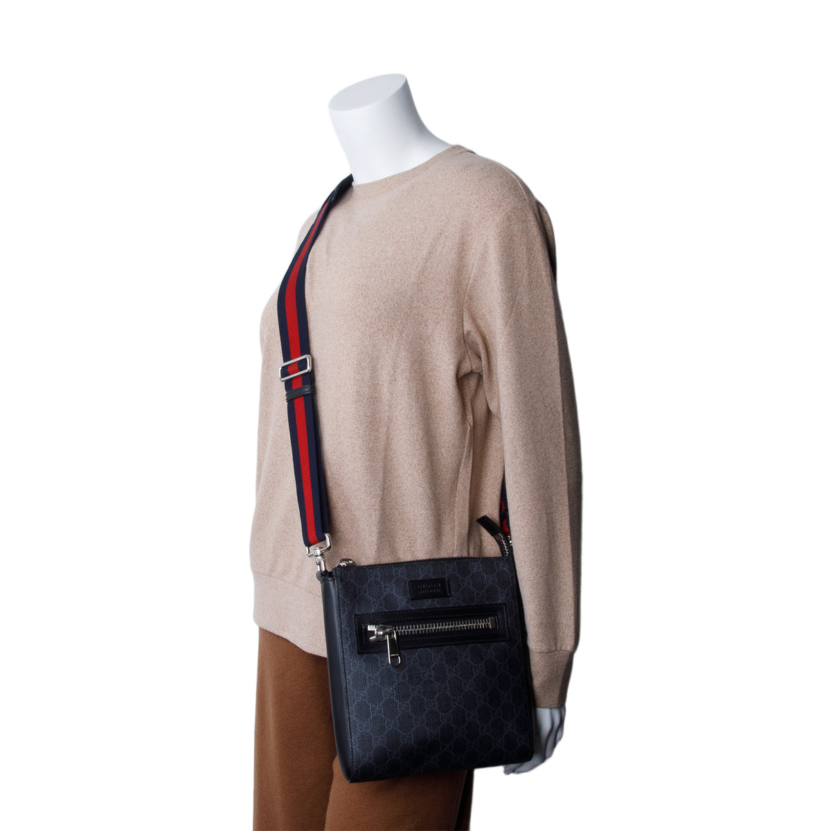 Gucci Black GG Supreme Small Messenger Bag