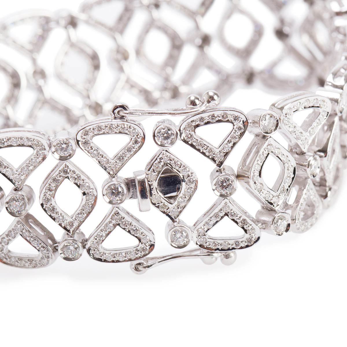 18k White Gold 5.28 tcw. Diamond Wide Bracelet