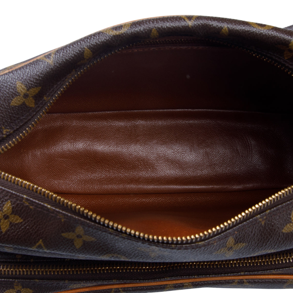 Louis Vuitton Vintage Monogram Nil 28