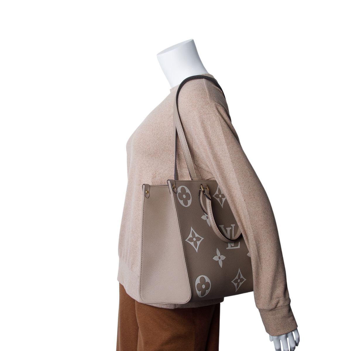 Louis Vuitton Beige Empreinte Monogram Giant OnTheGo MM Tote