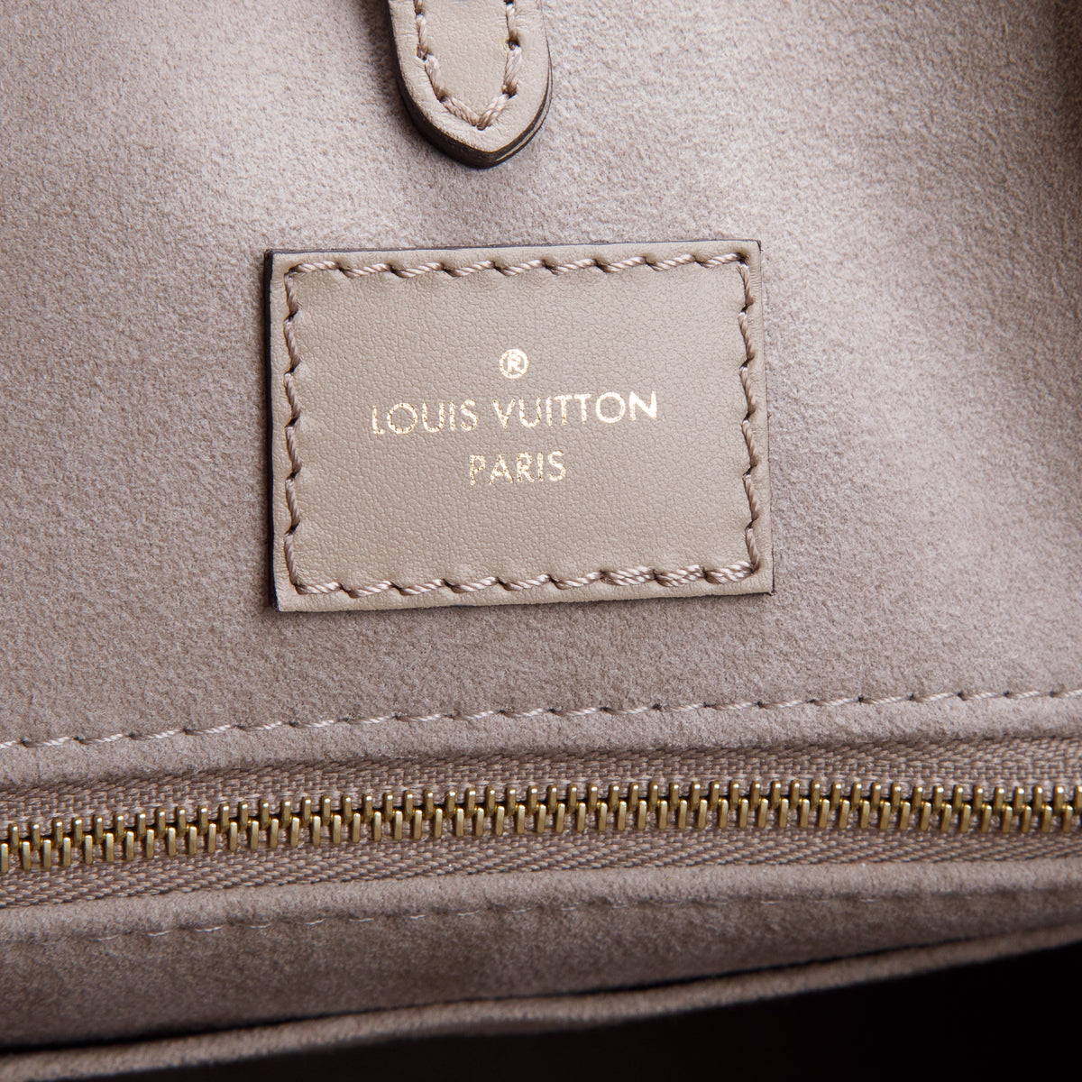 Louis Vuitton Beige Empreinte Monogram Giant OnTheGo MM Tote