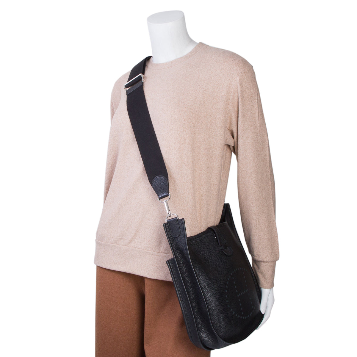 Hermes Noir Taurillon Clemence Evelyne III 29 Bag