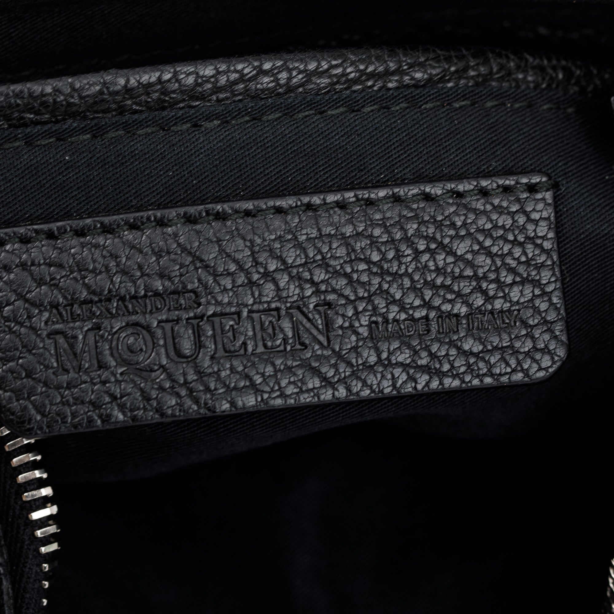 Alexander McQueen Black Calfkskin Leather De Manta Clutch
