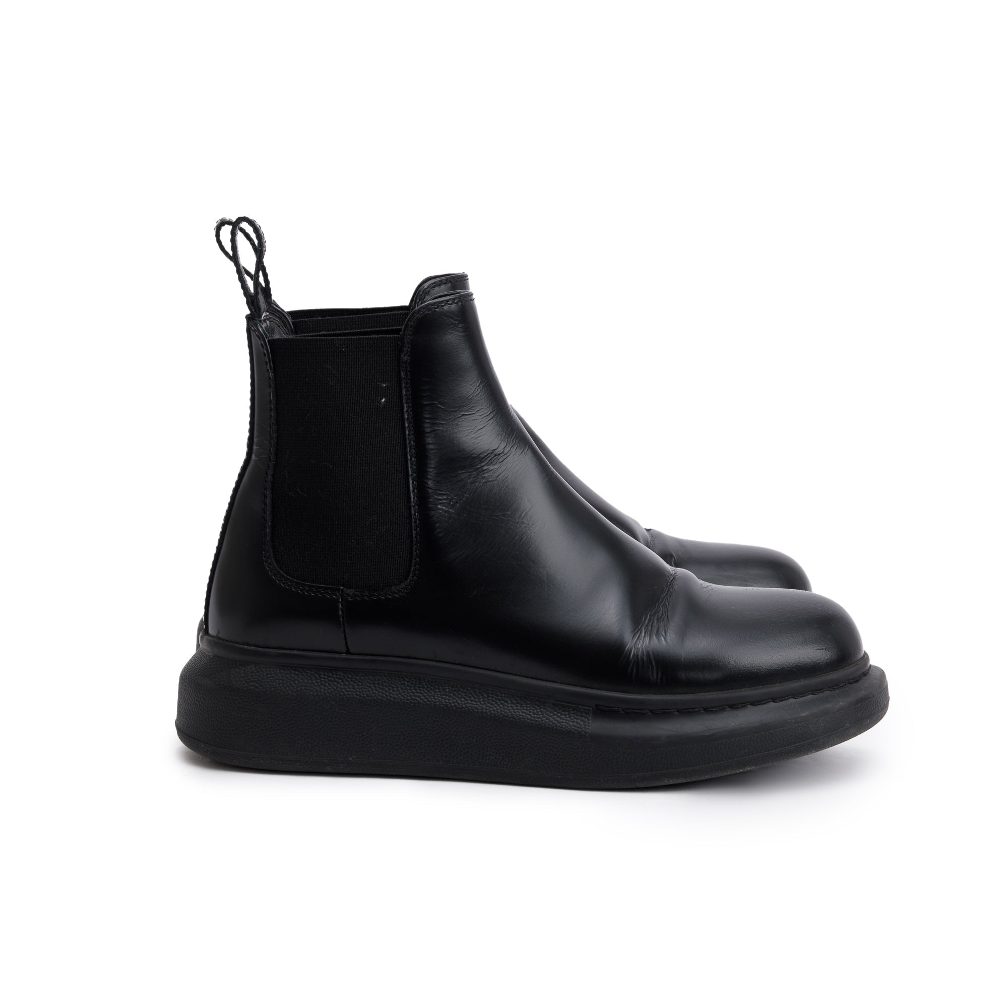 Alexander McQueen Black Shiny Calfskin Leather Chelsea Boots, Size 35