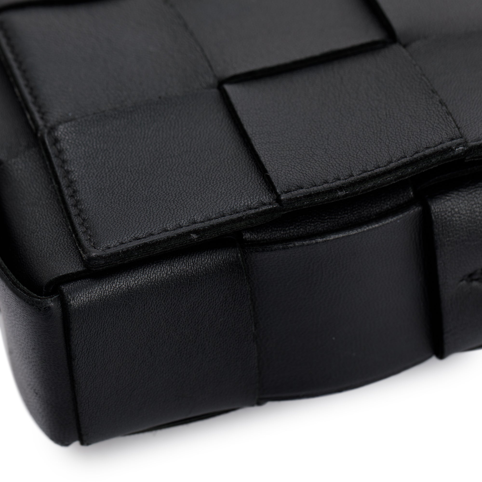 Bottega Veneta Black Intrecciato Cassette Bag