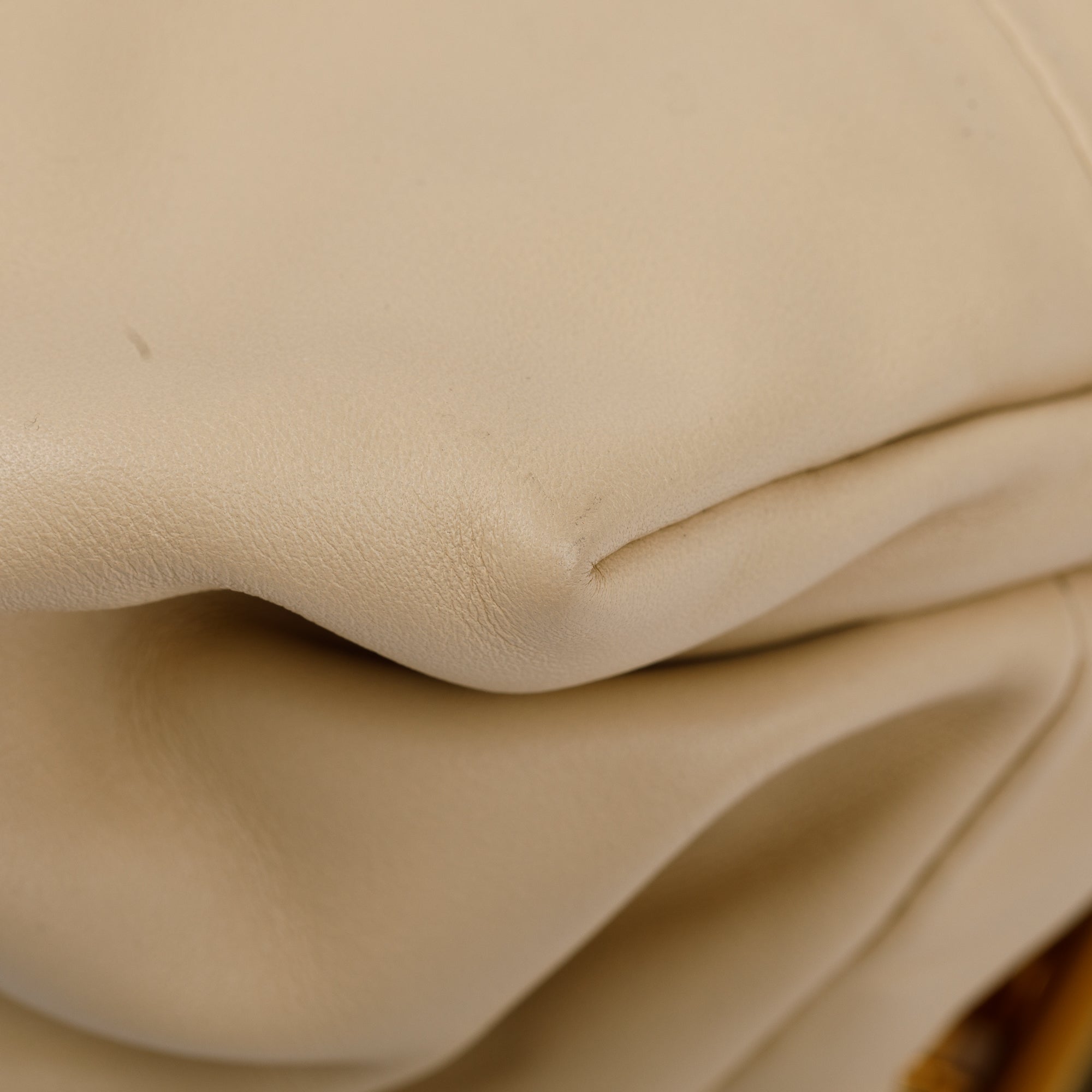 Bottega Veneta Netral Nappa Leather The Chain Pouch