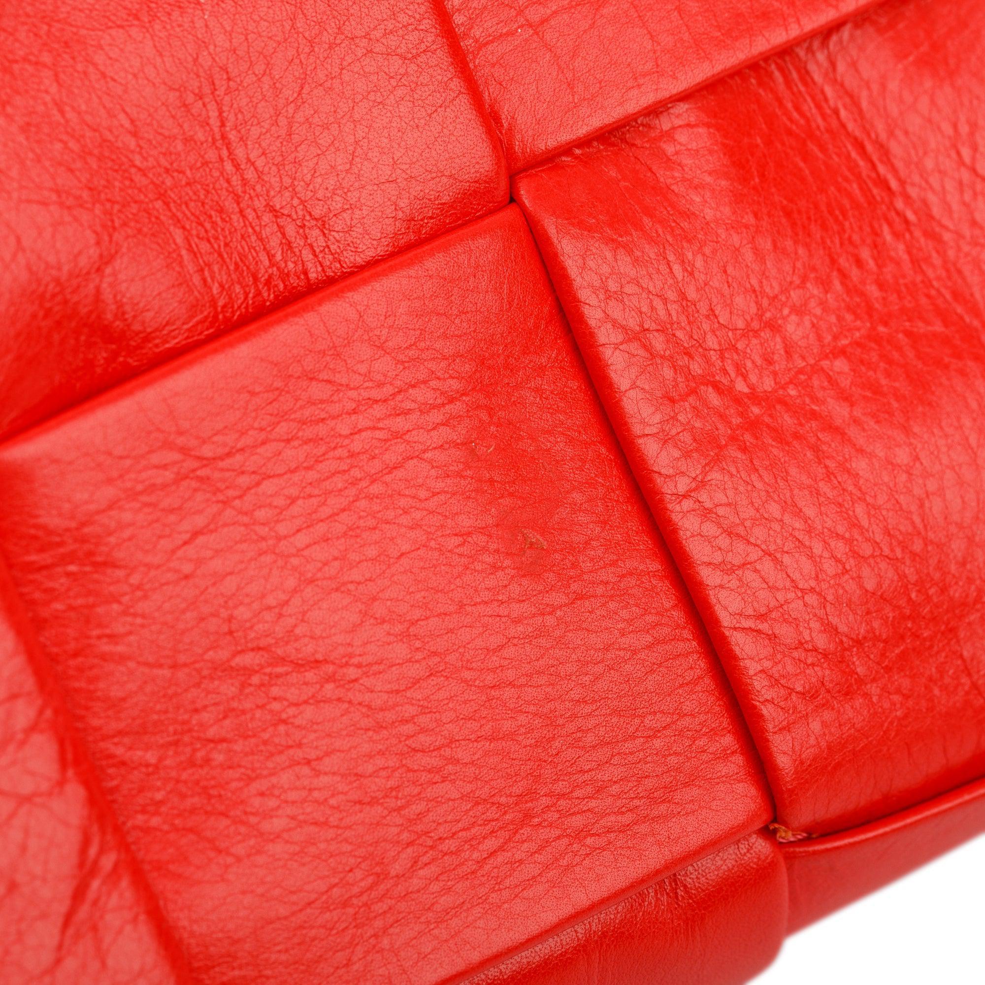 Bottega Veneta Red Calfskin Intrecciato Cassette Belt Bag