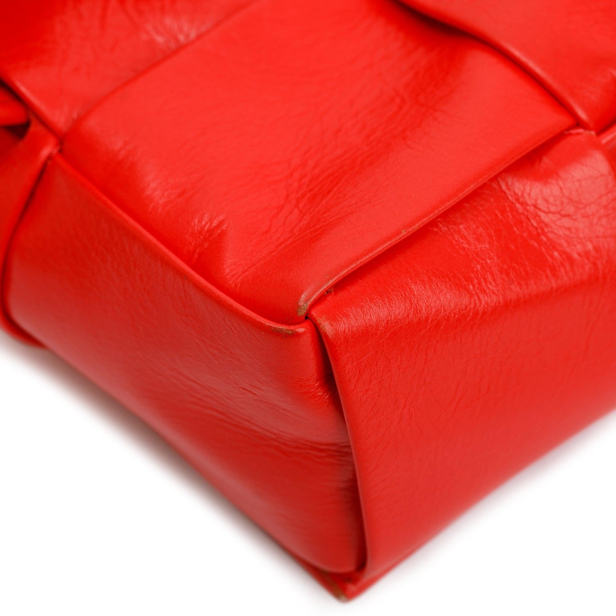 Bottega Veneta Red Calfskin Intrecciato Cassette Belt Bag