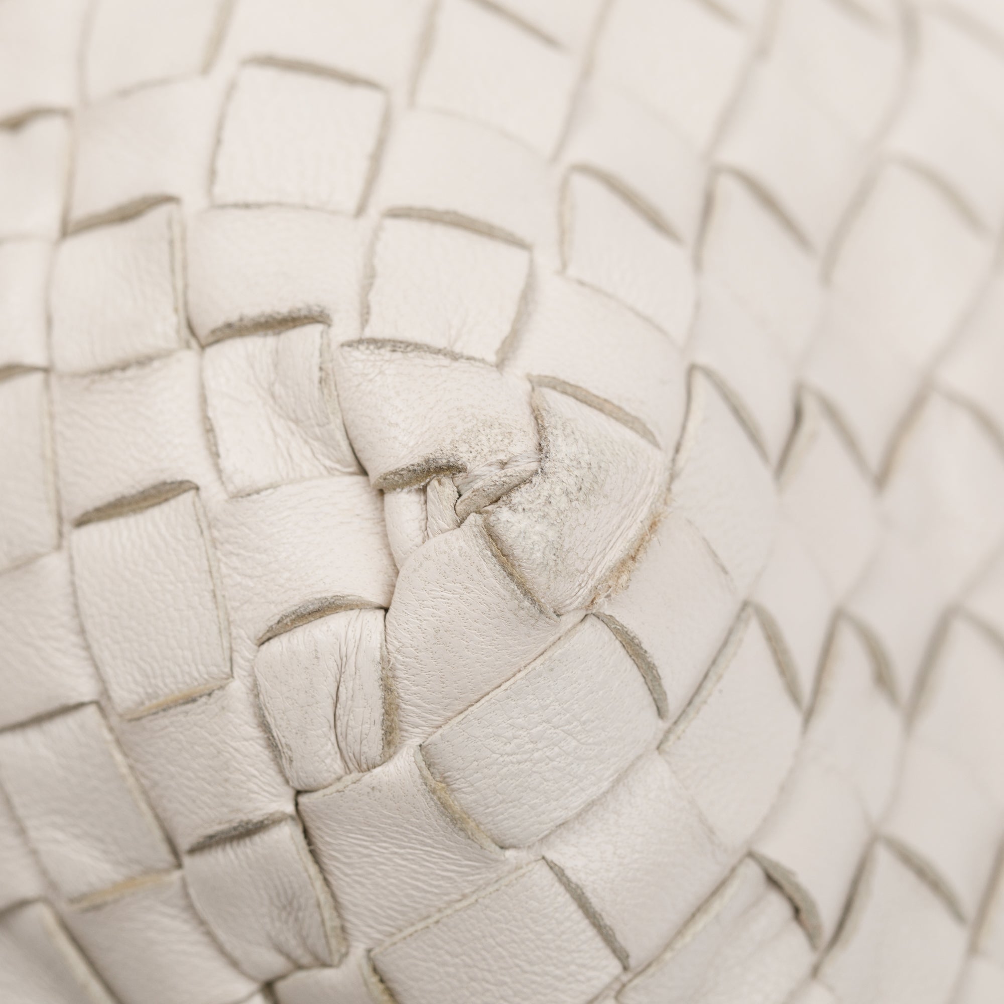 Bottega Veneta White Intrecciato Leather Medium Cesta Tote