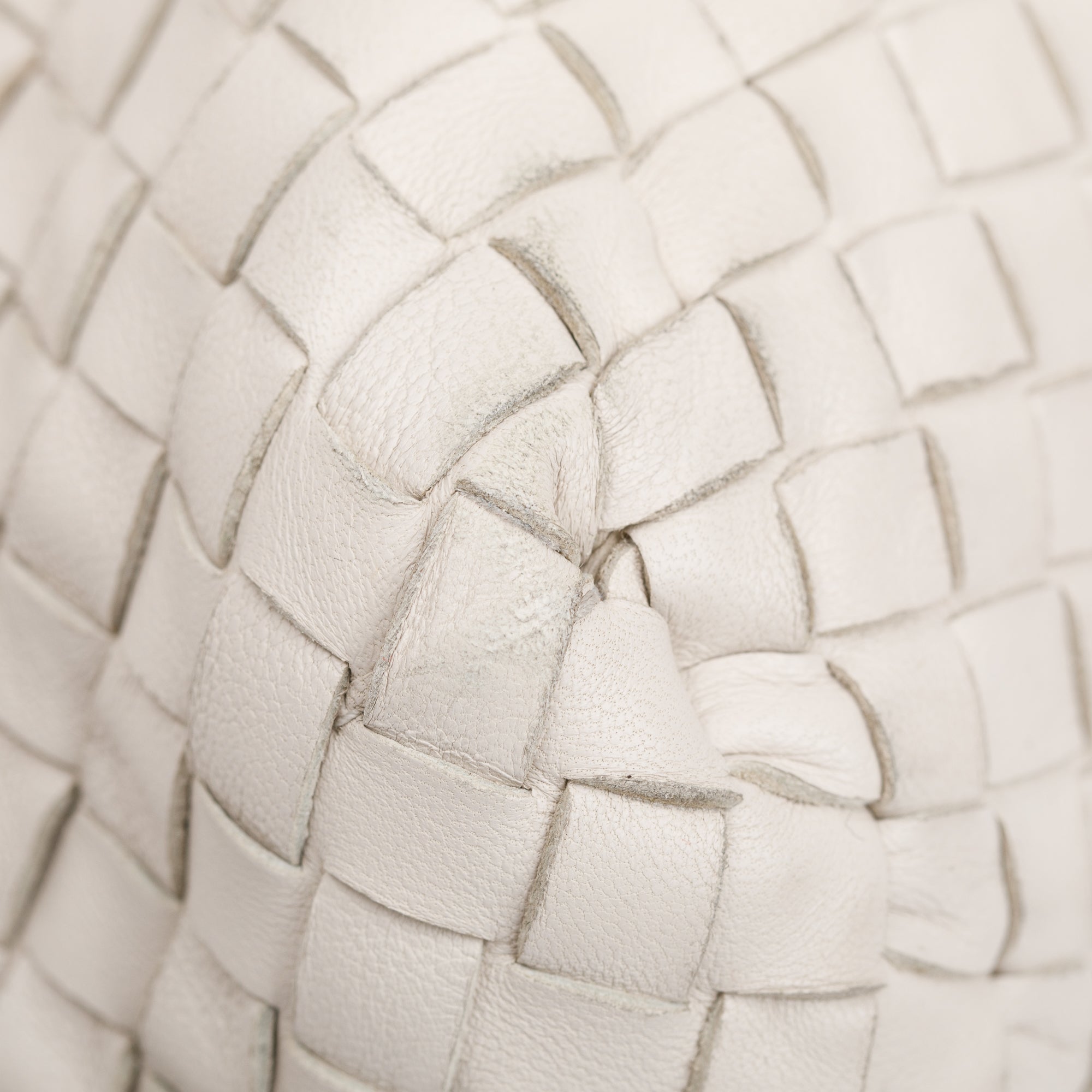 Bottega Veneta White Intrecciato Leather Medium Cesta Tote