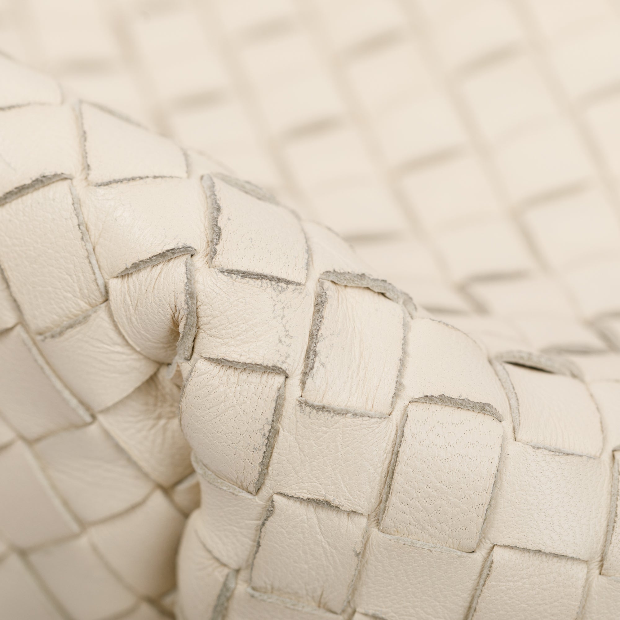 Bottega Veneta White Intrecciato Nappa Leather Large Capi Tote