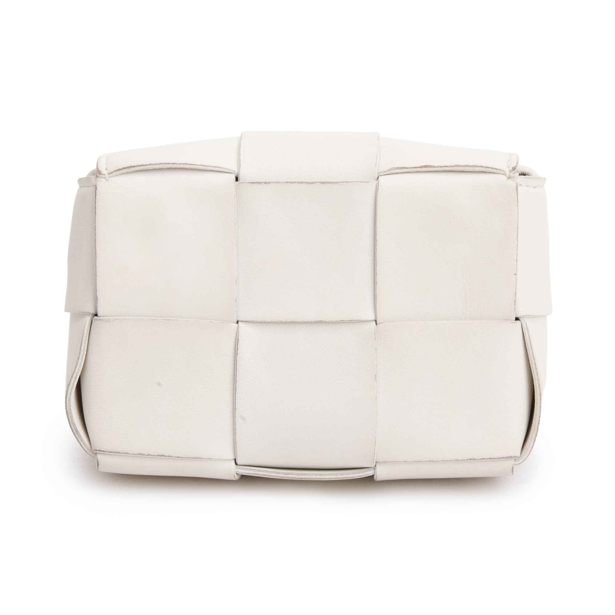 Bottega Venetaen White Maxi Intrecciato Leather Extra Mini Cassette Flap Bag