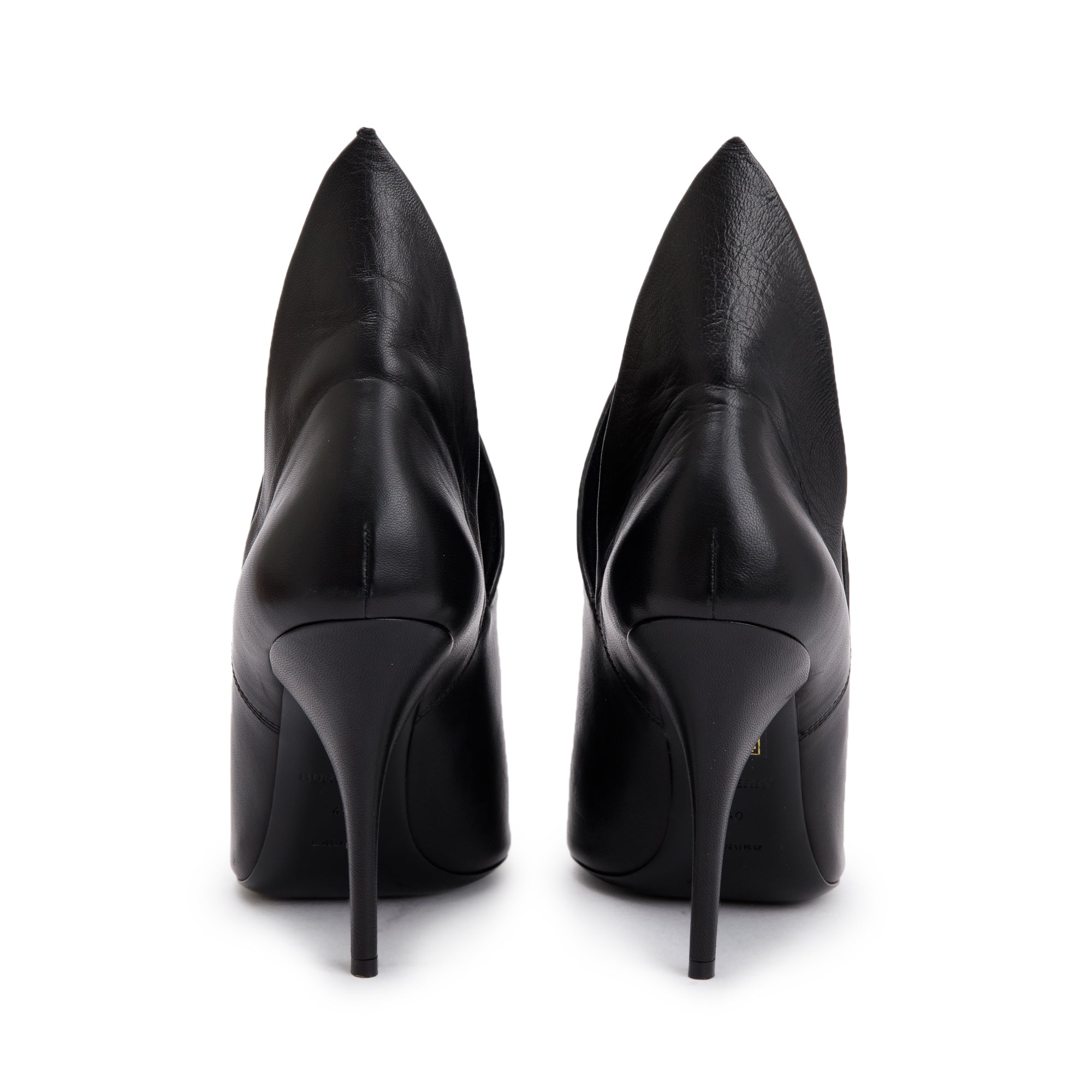 Burberry Black Calfskin Leather Essendon 105 Pump, Size 40 w/ Box