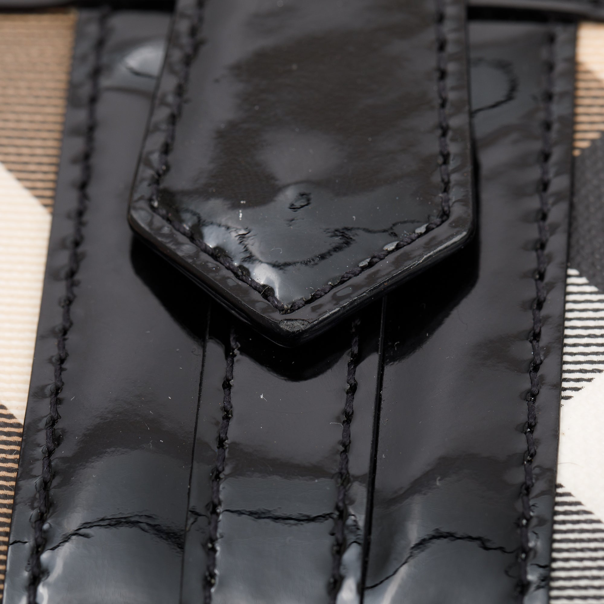 Burberry Patent Leather Trimmed House Check Continental Wallet