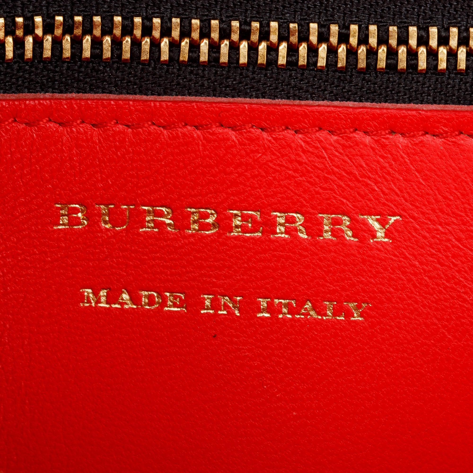 Burberry Vintage 1983 Knight Check Canvas Red Patent Leather Trinm Link Flap Shoulder Bag