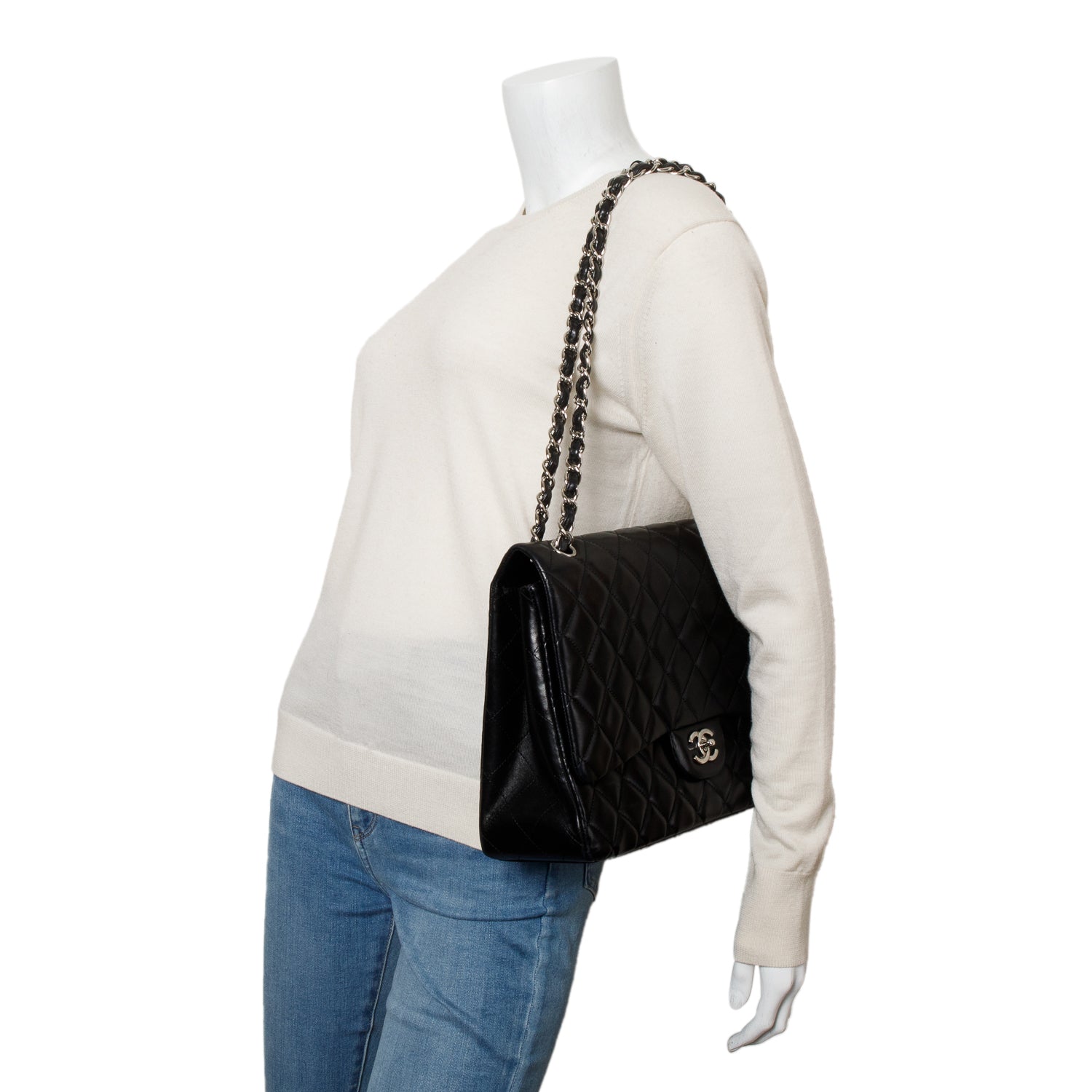 Chanel Black Lambskin Leather Classic Jumbo Single Flap Bag w/ Authenticity Card
