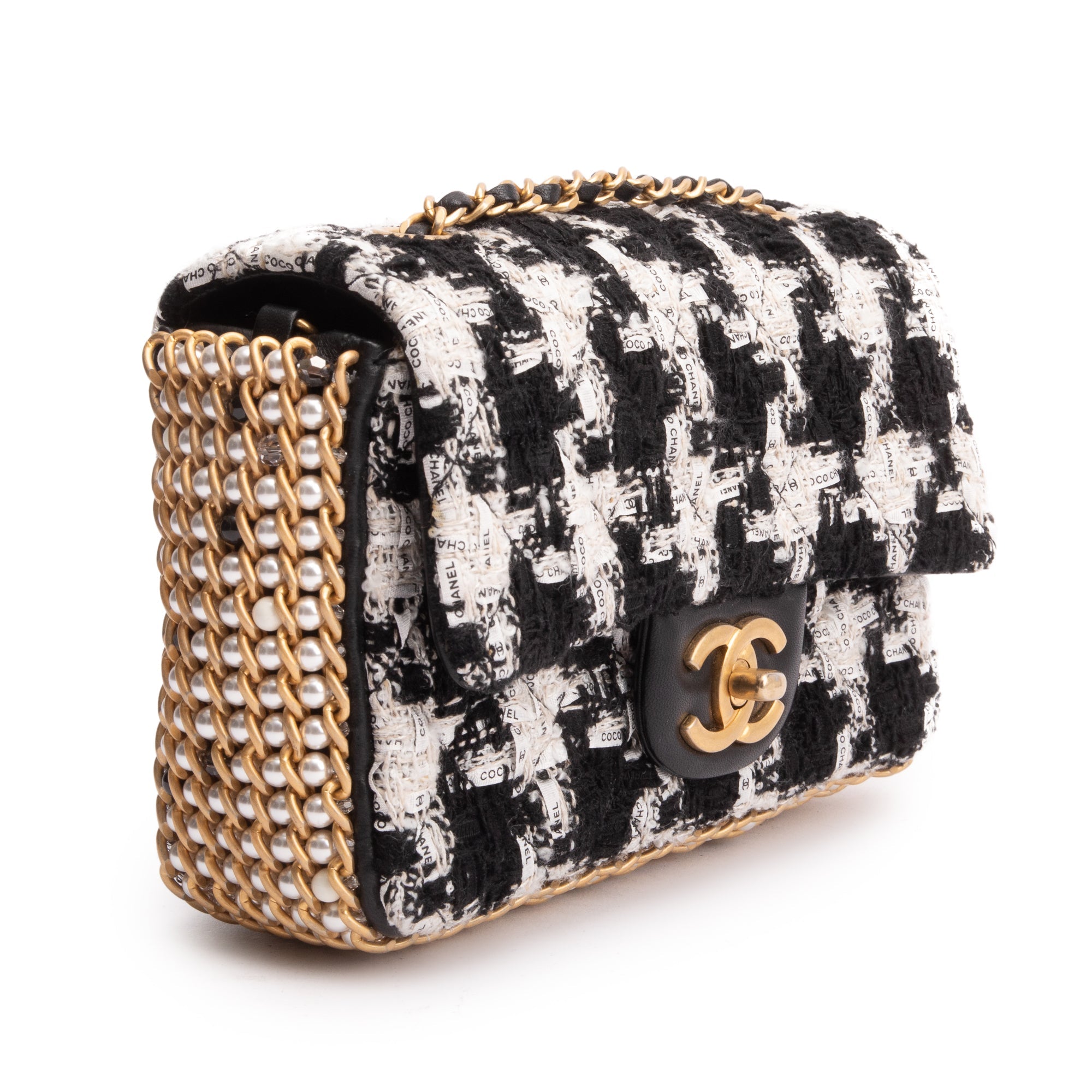 Chanel 2020 Black/White Tweed River Of Pearls Flap Bag w/ Authenticity Card