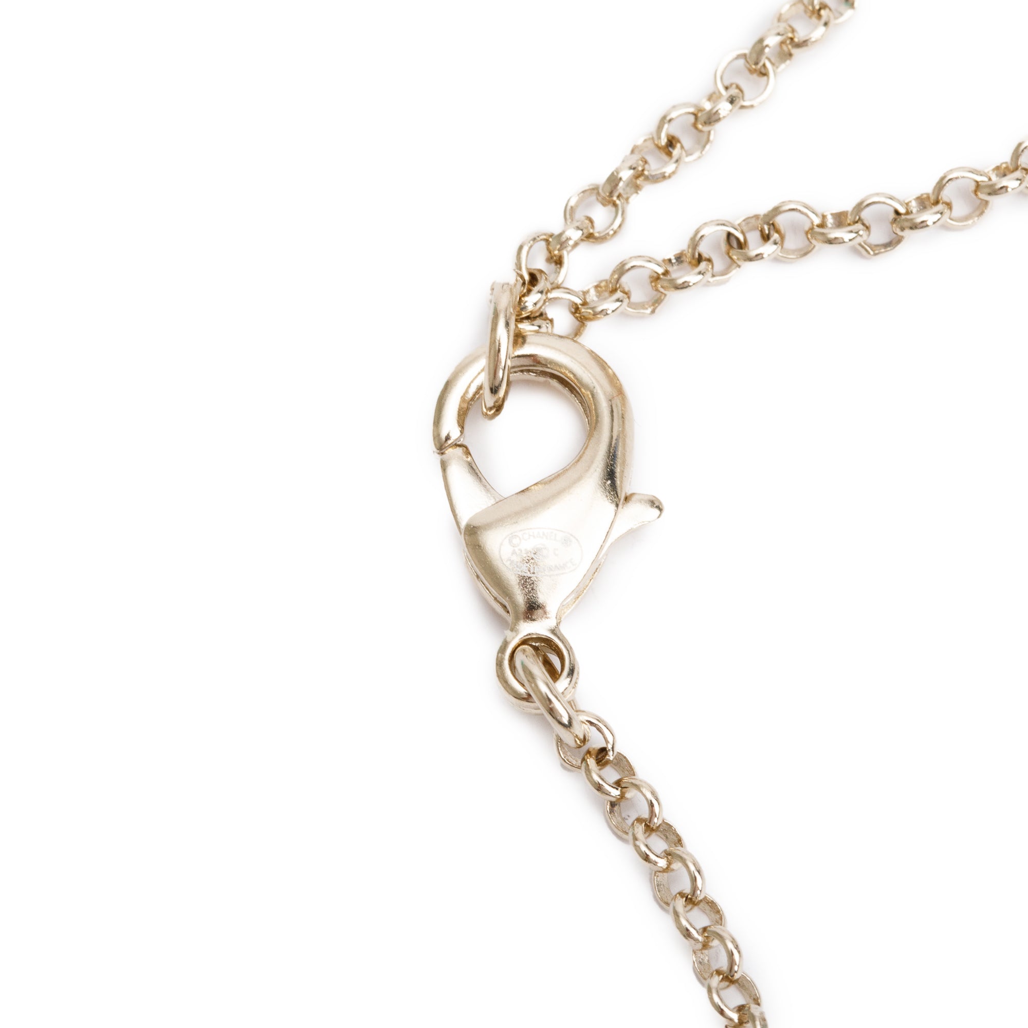 Chanel 2021 Gold-Plated Faux Pearl & Resin Flower CC Charm Necklace