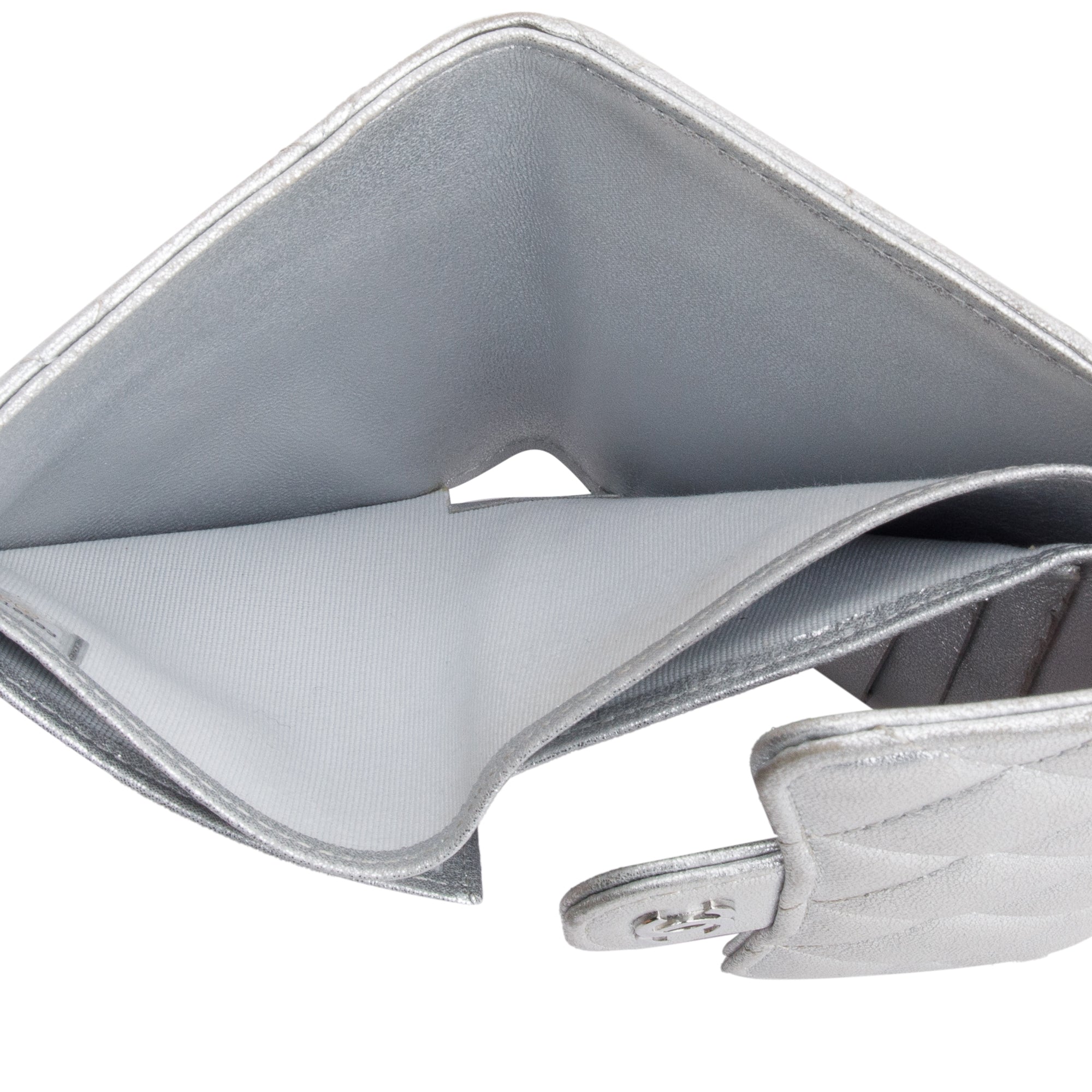 Chanel 2021 Silver Metallic Quilted Lambskin Leather Compact Wallet