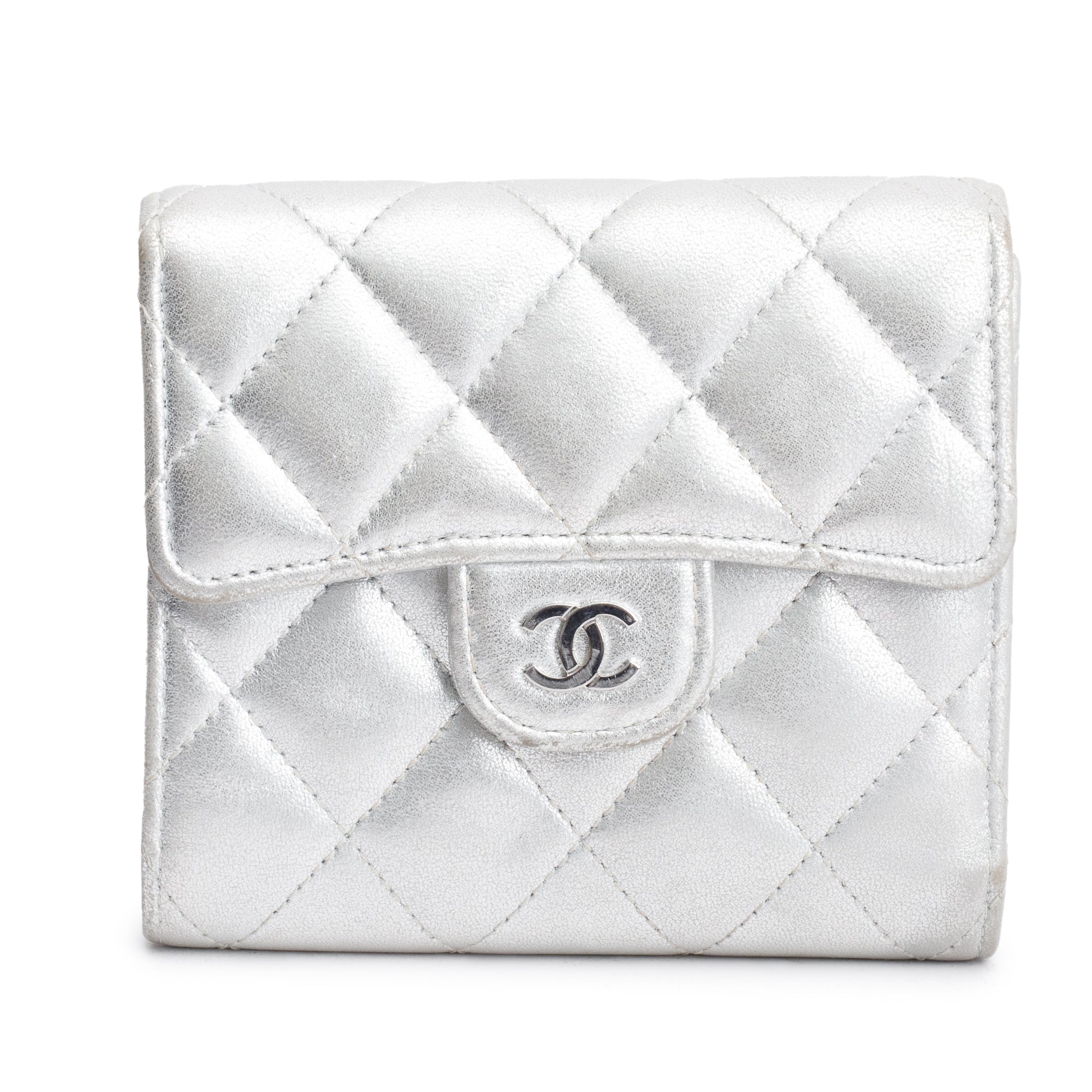 Chanel 2021 Silver Metallic Quilted Lambskin Leather Compact Wallet