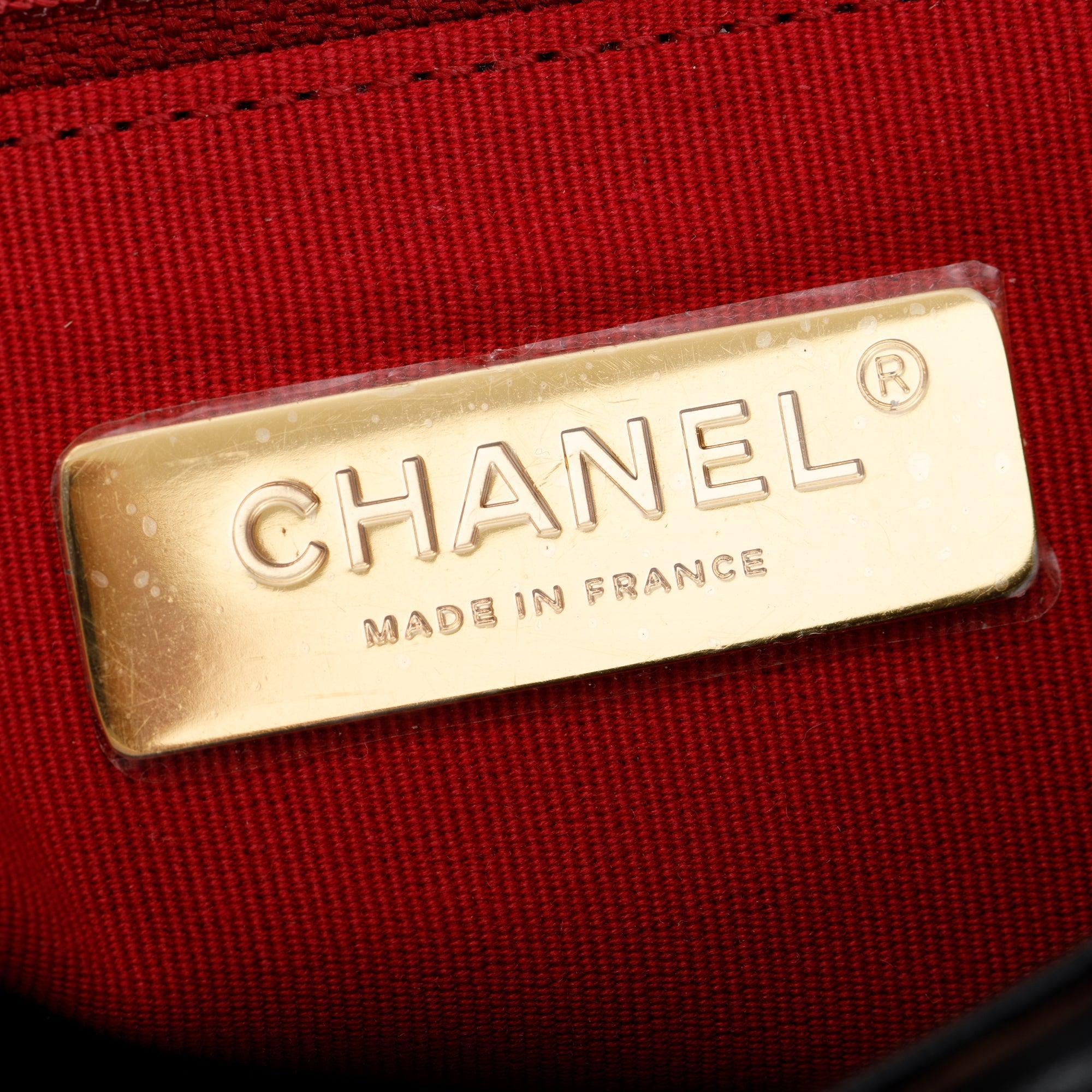 Chanel 2022 Black Lambskin Leather Medium 19 Flap Bag