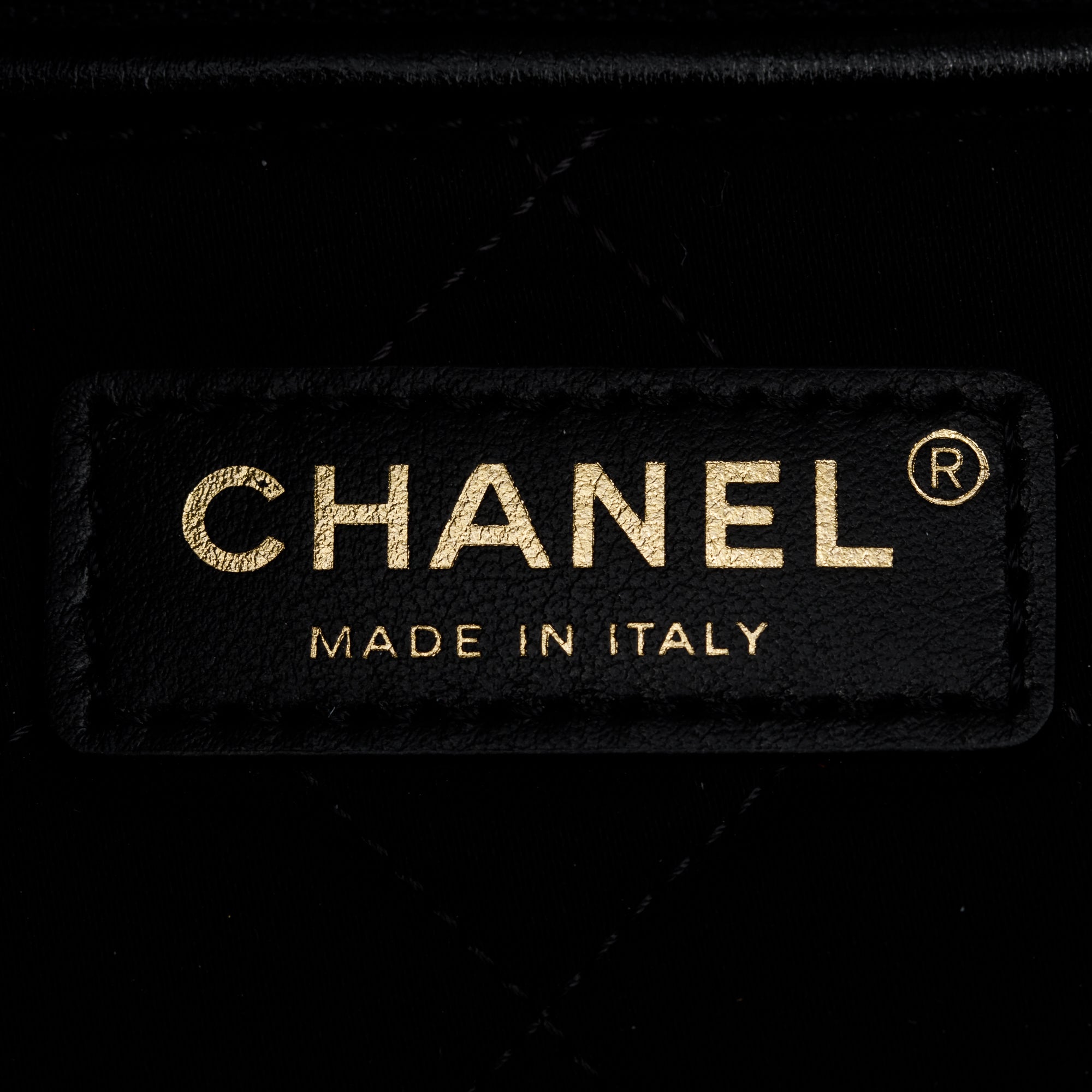 Chanel 2023 Black Shiny Calfskin Leather Small Chanel 22 Hobo w/ Pouch