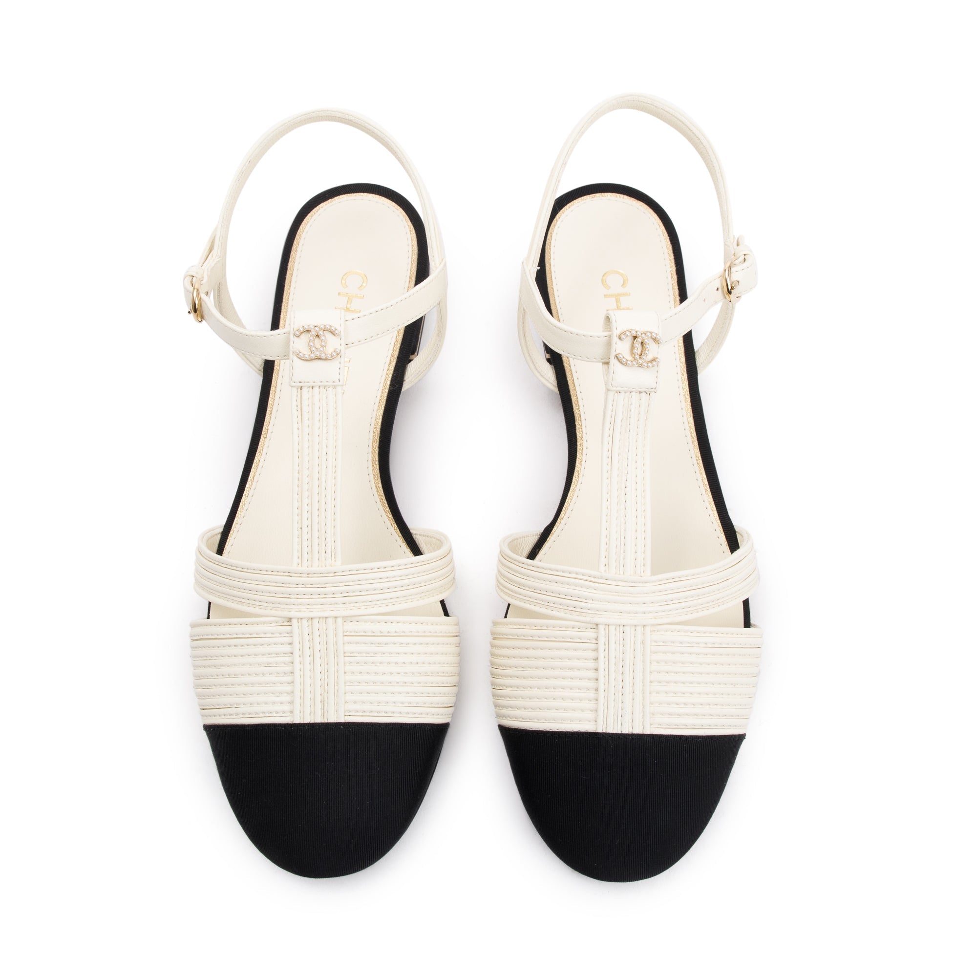 Chanel 2023 White/Black Lambskin Interlocking CC Logo Slingback Flats, Size 38 w/ Box