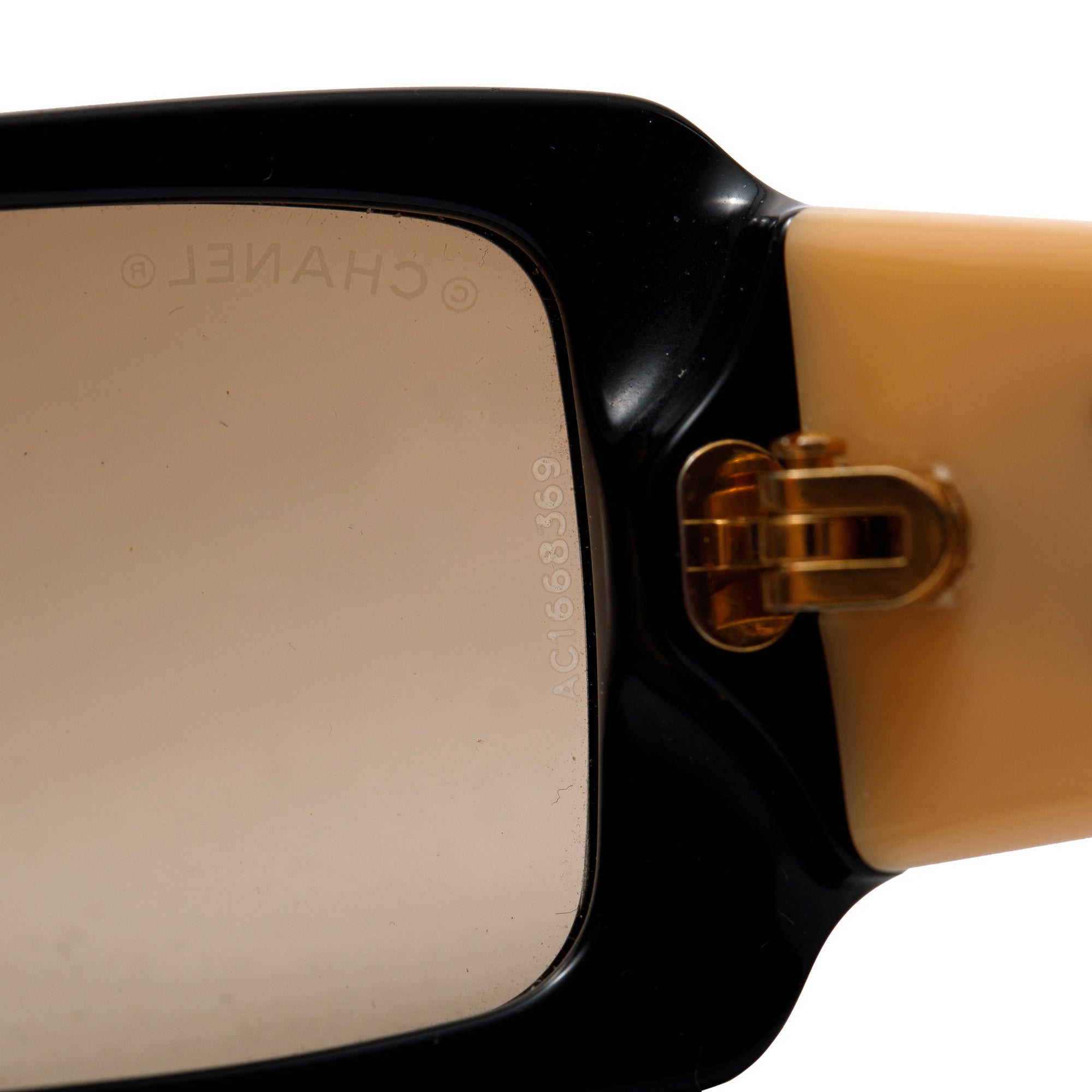 Chanel 5078 CC Logo Sunglasses w/ Case