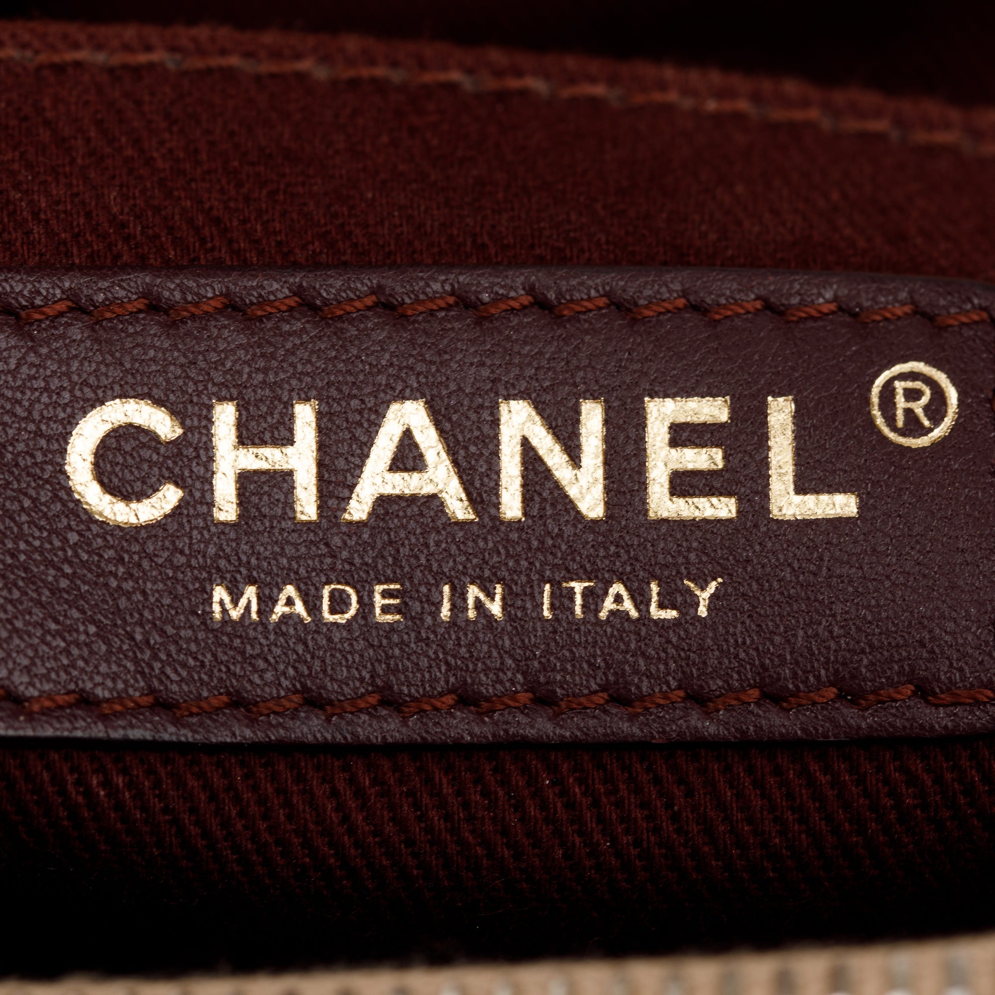 Chanel Beige Caviar Leather Medium Neo Excecutive Tote w/ Strap & Authenticity Card