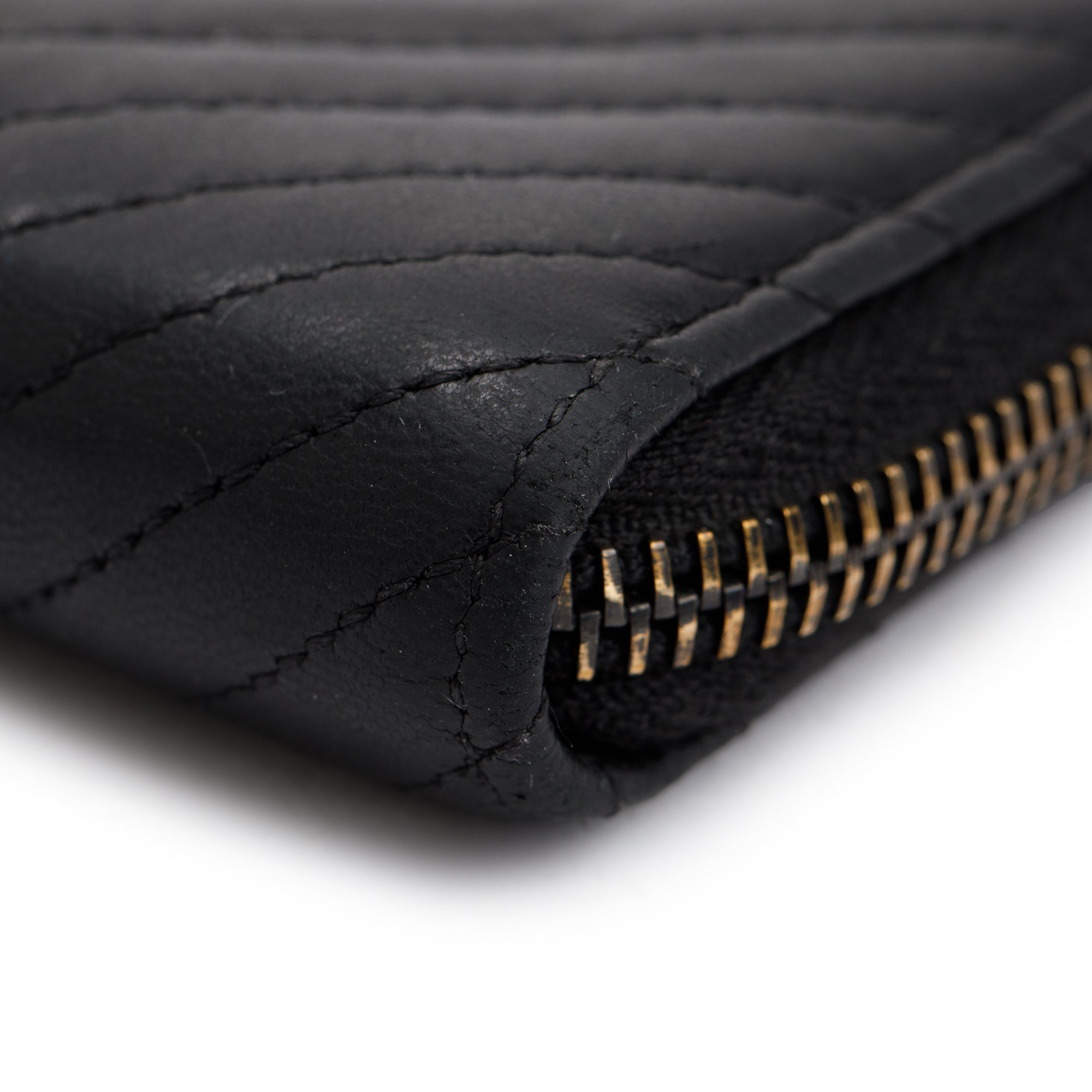 Chanel Black Chevron Calfskin Leather Classic Zipped Coin Purse w/ Box