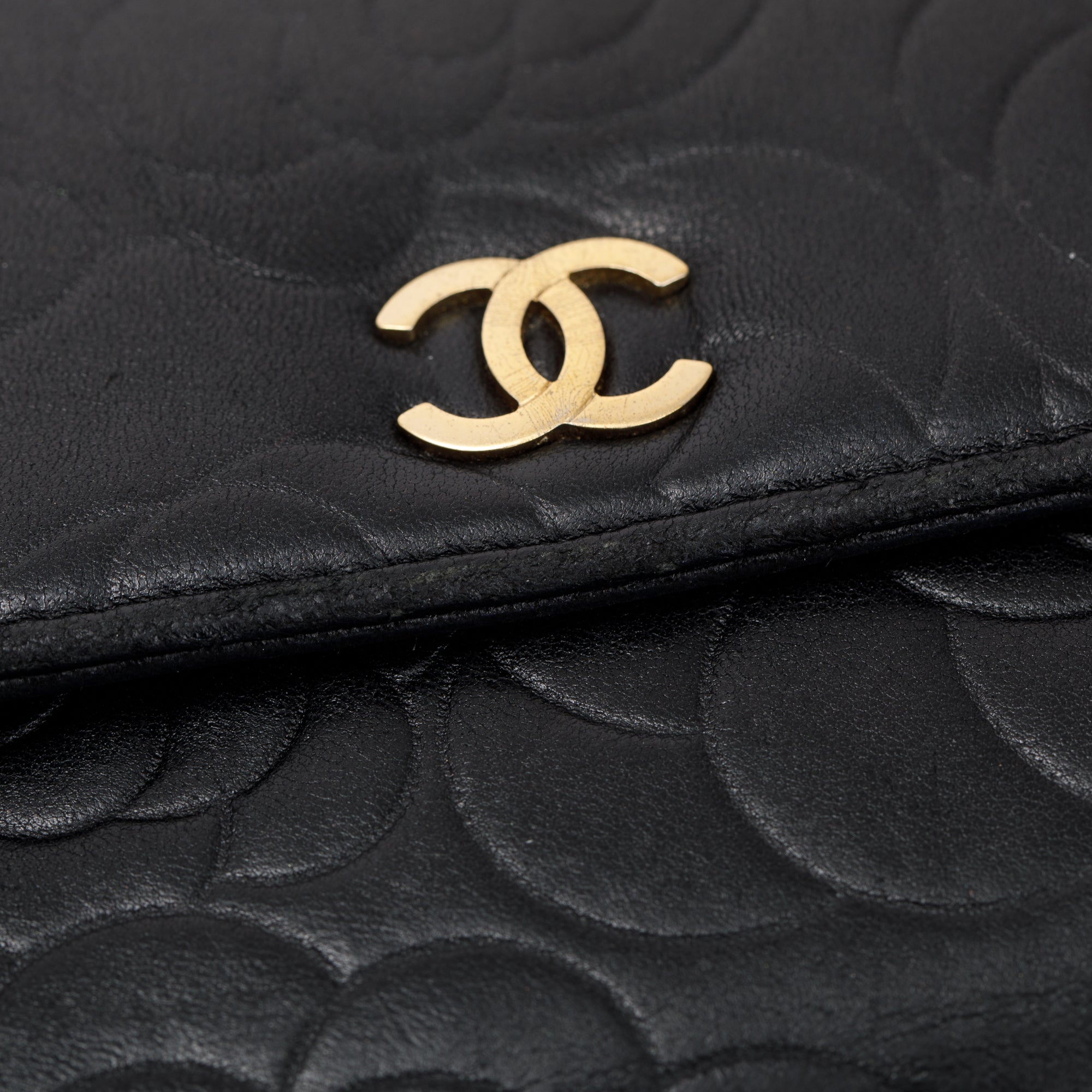 Chanel Black Lambskin Leather CC Logo Camellia Trifold Wallet w/ Authenticity Card