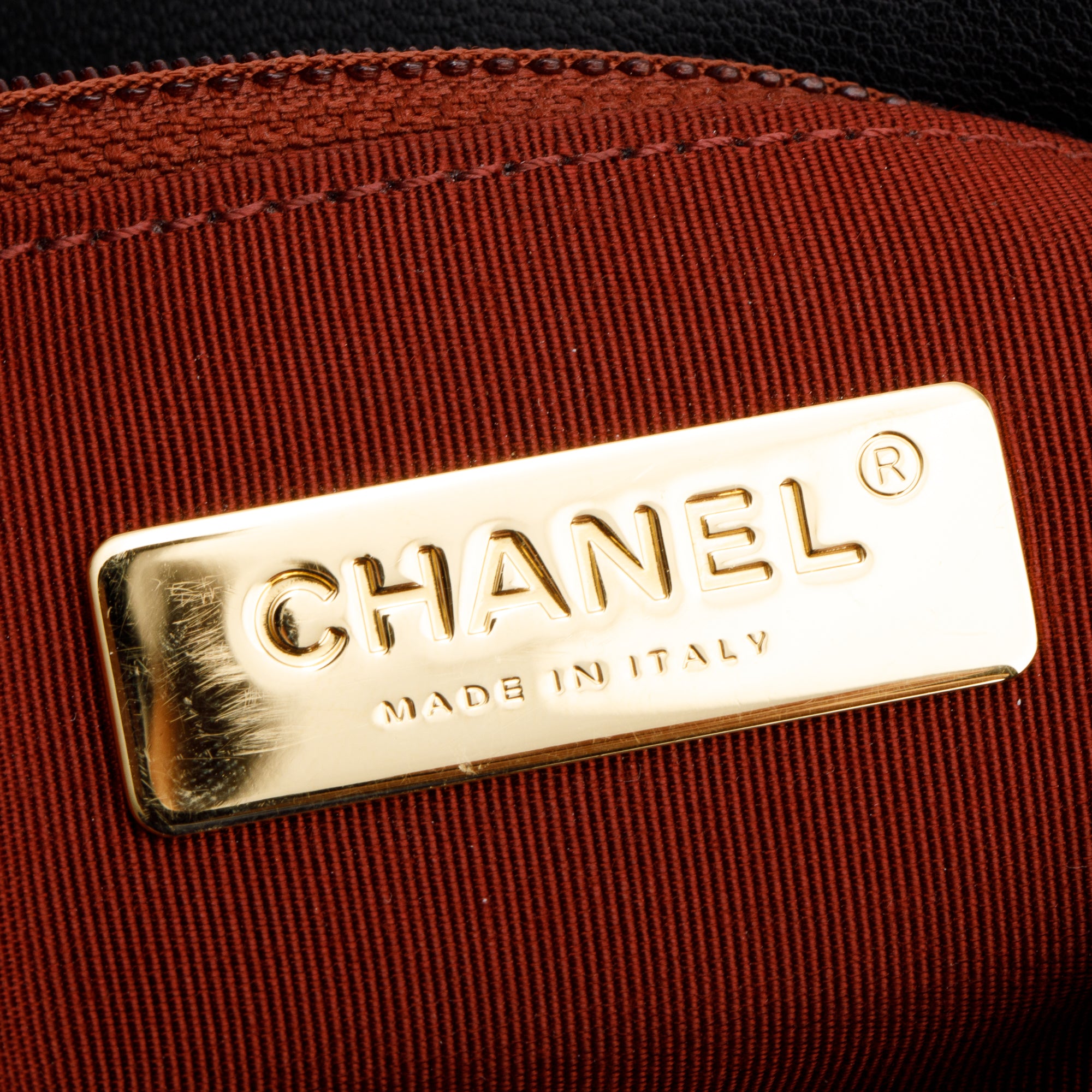 Chanel Black Lambskin Leather Maxi 19 Flap Bag w/ Authenticity Card